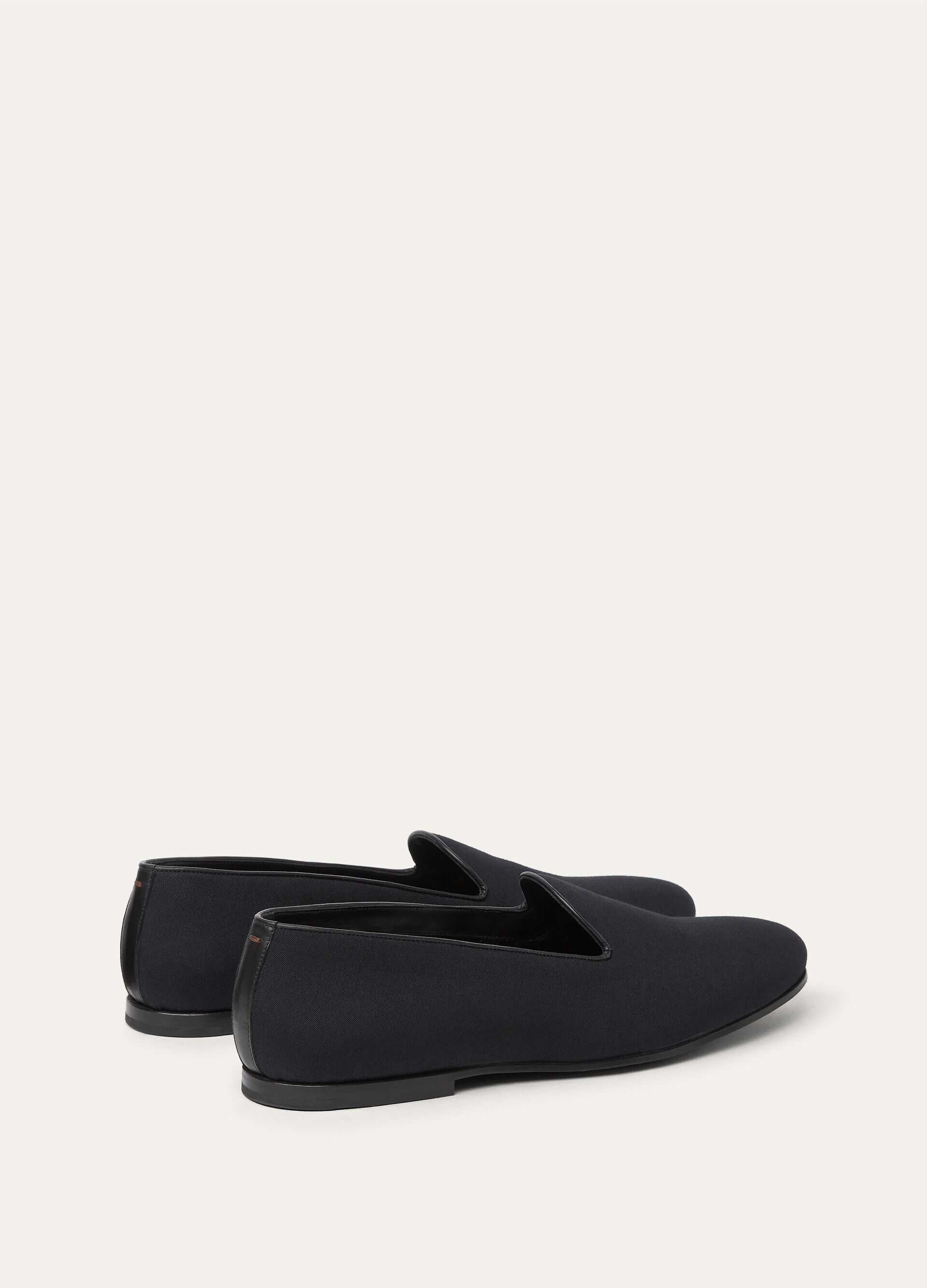 OPERA WALK SLIPPER TUX BARATHEA