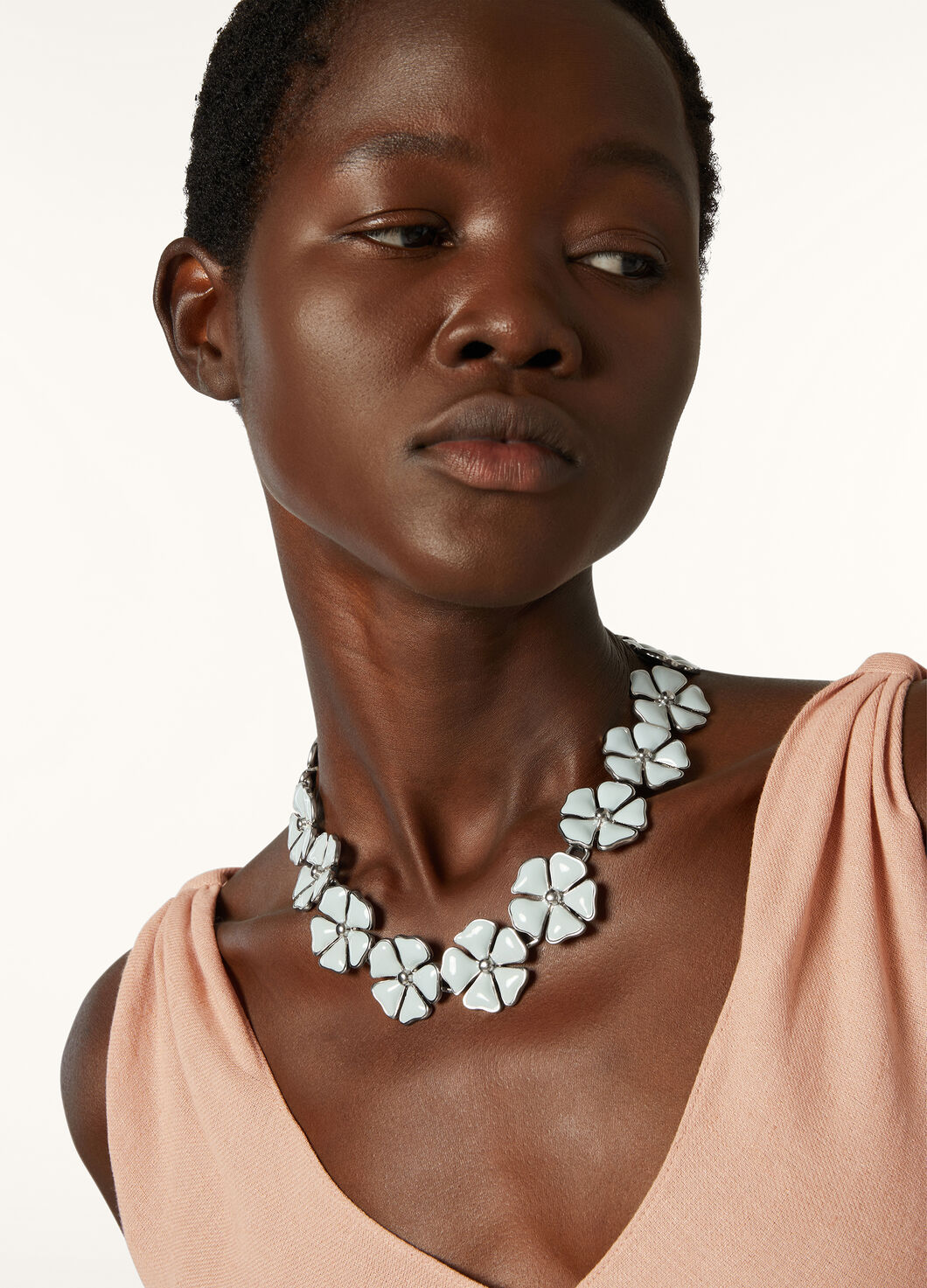 BLOOMING LINEN FLOWER NECKLACE BRASS/ENAMEL