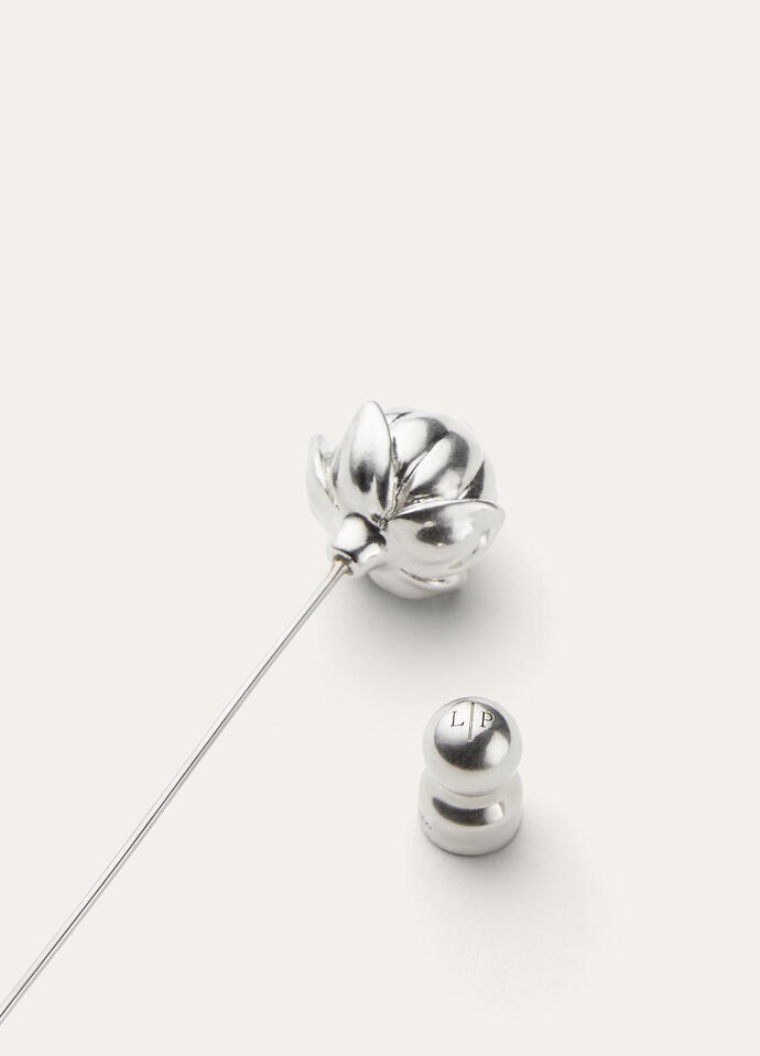 LINEN FLOWER BUD PIN BRASS_FAP3288_M0PW_NR_4