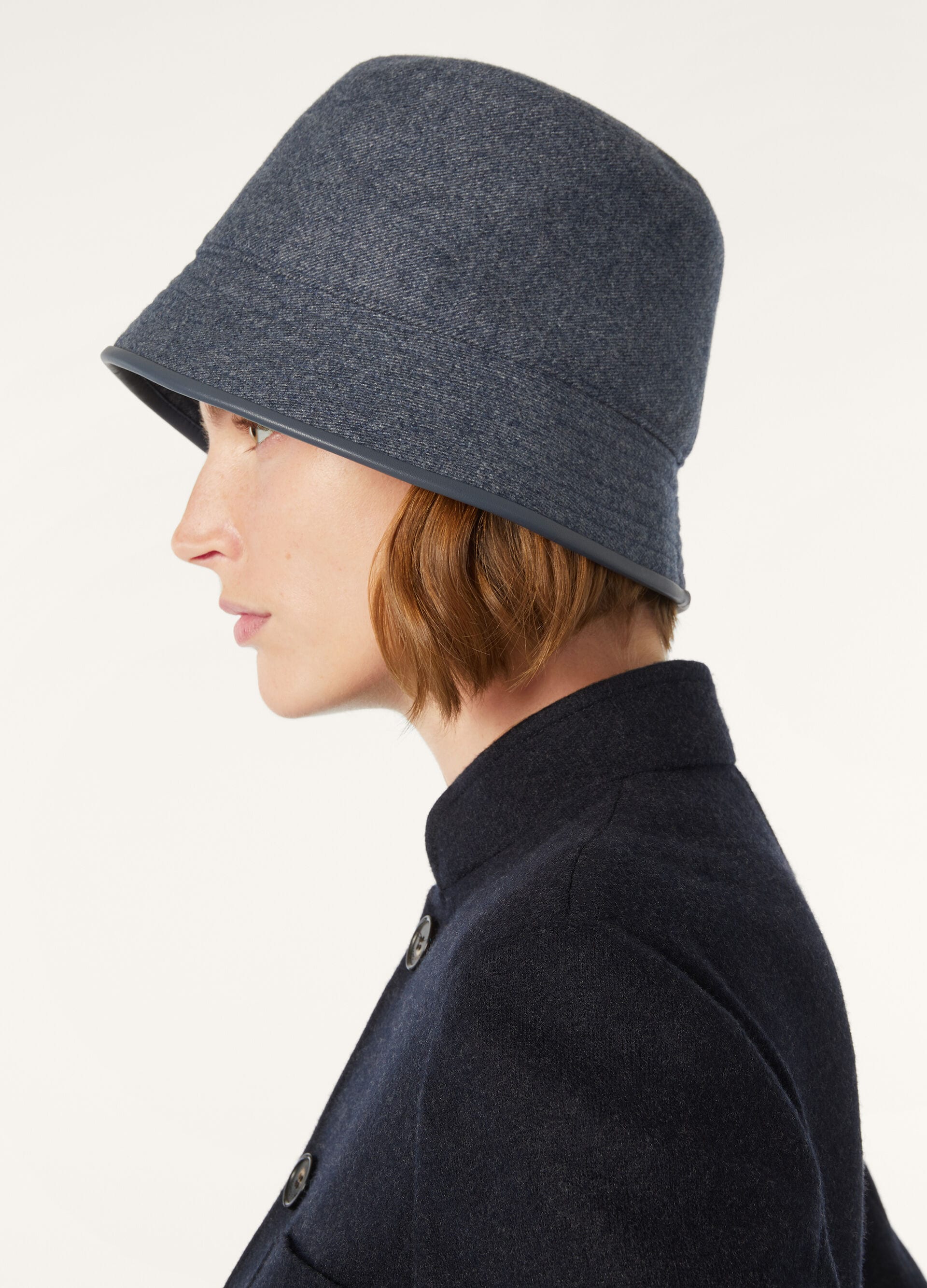 TINA BUCKET WISH CASH FLANNEL RAIN