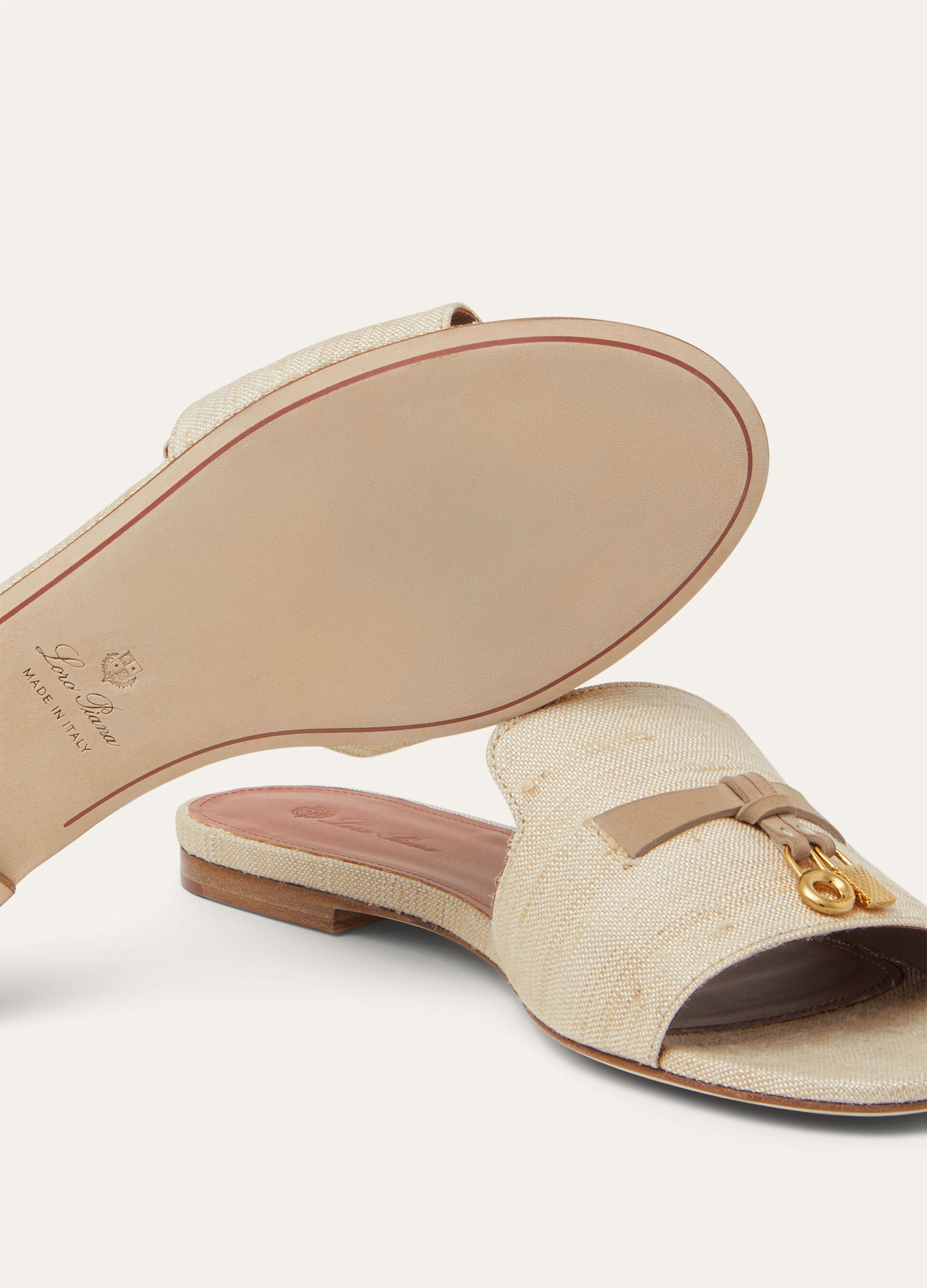 SUMMER CHARMS FLAT MULE NEW TUSSAH