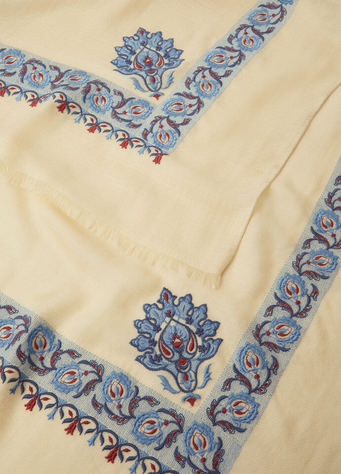 FLOWER ECHOES EMBROIDERY STOLE CASH SILK_FAP4243_F6UZ_NR_3