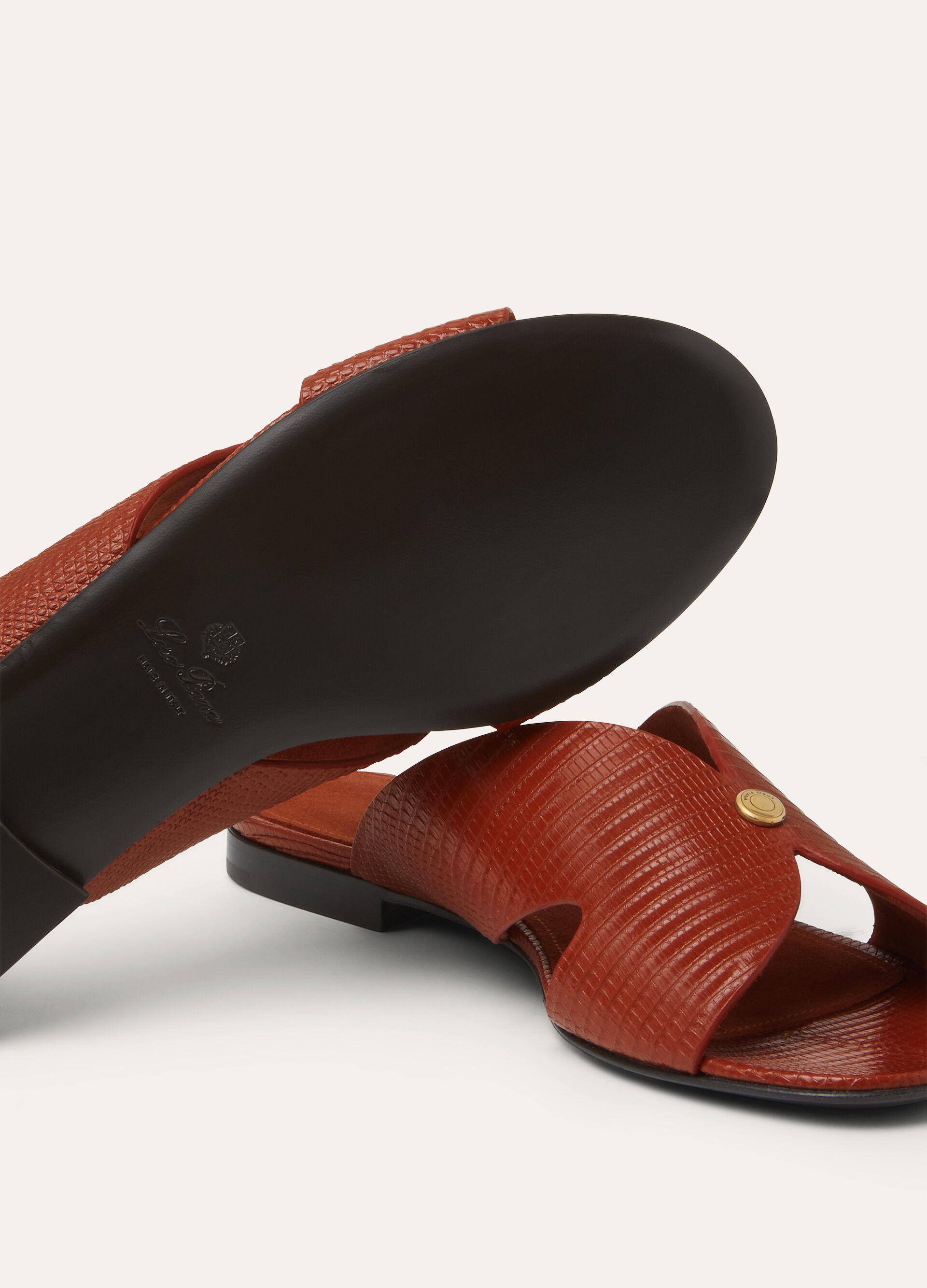 VERA FLAT MULE LIZARD