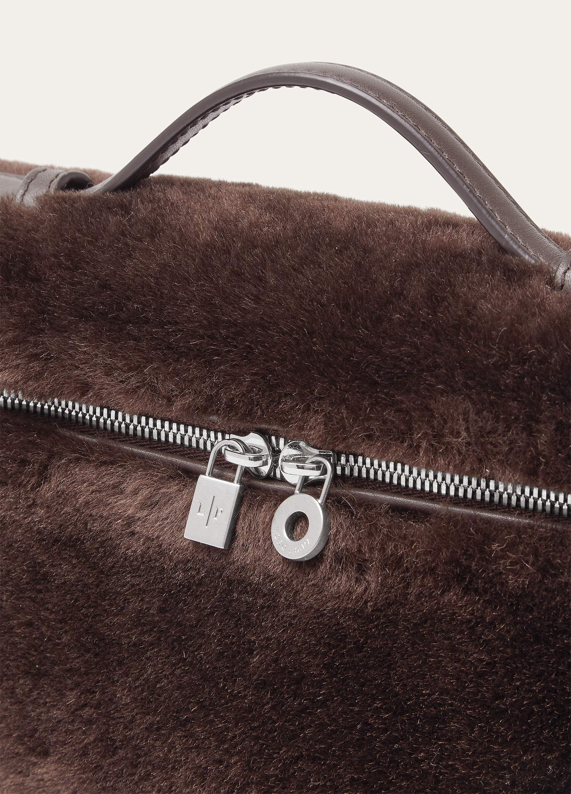 EXTRA POCKET L19 MERINO SHEARLING RNDD LTHR LS