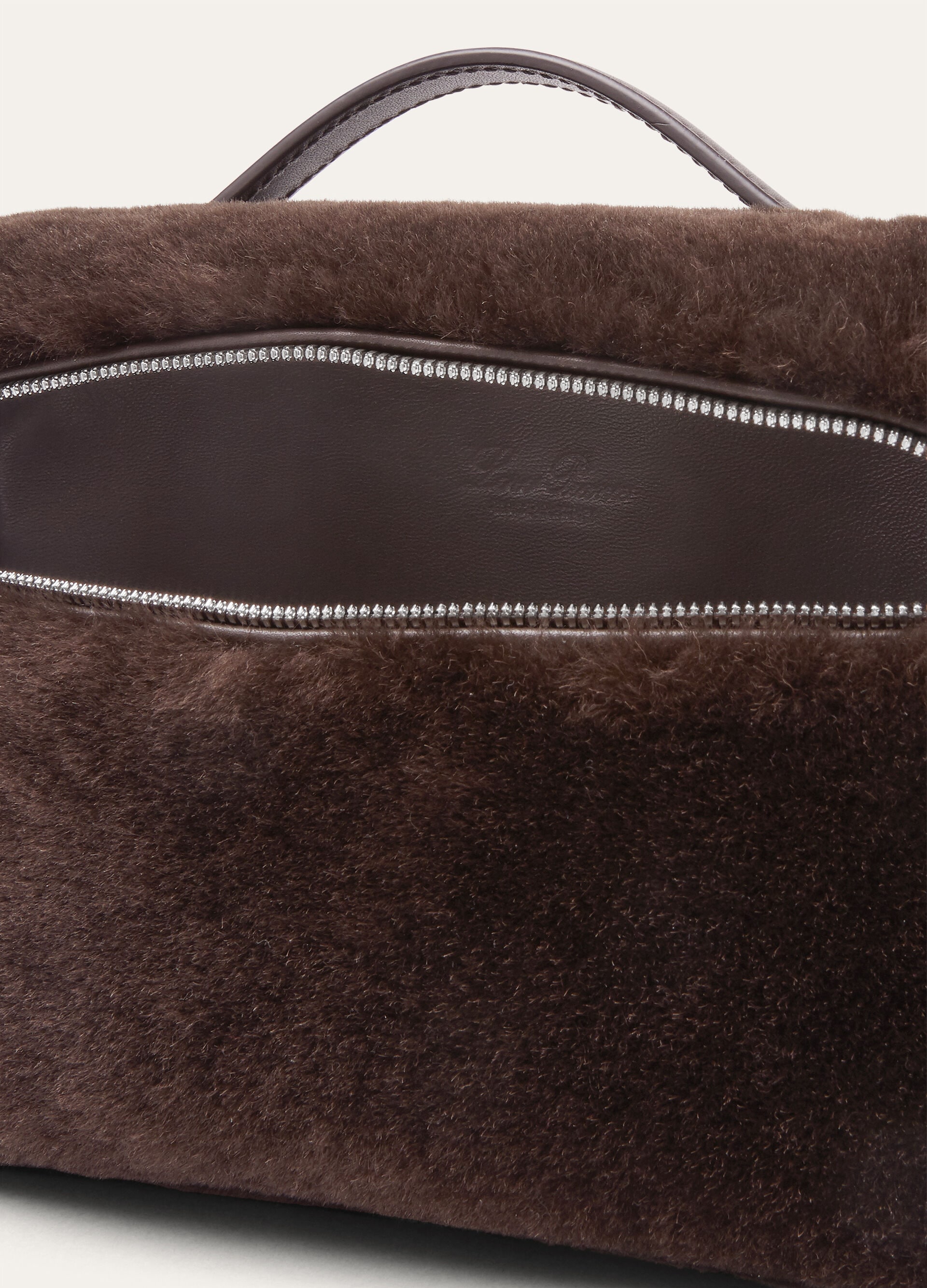 EXTRA POCKET L19 MERINO SHEARLING RNDD LTHR LS