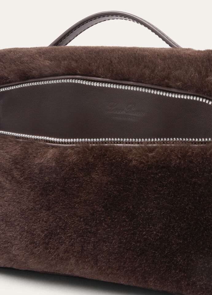 EXTRA POCKET L19 MERINO SHEARLING RNDD LTHR LS_FAP4617_B563_NR_3