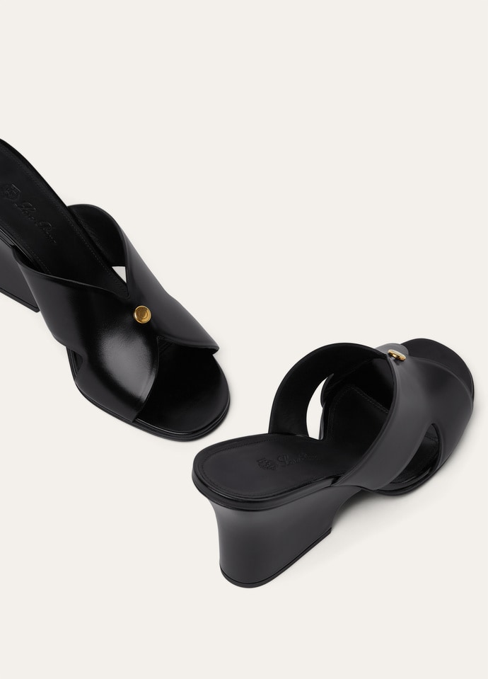 Vera Sandal Calfskin Black | Loro Piana US
