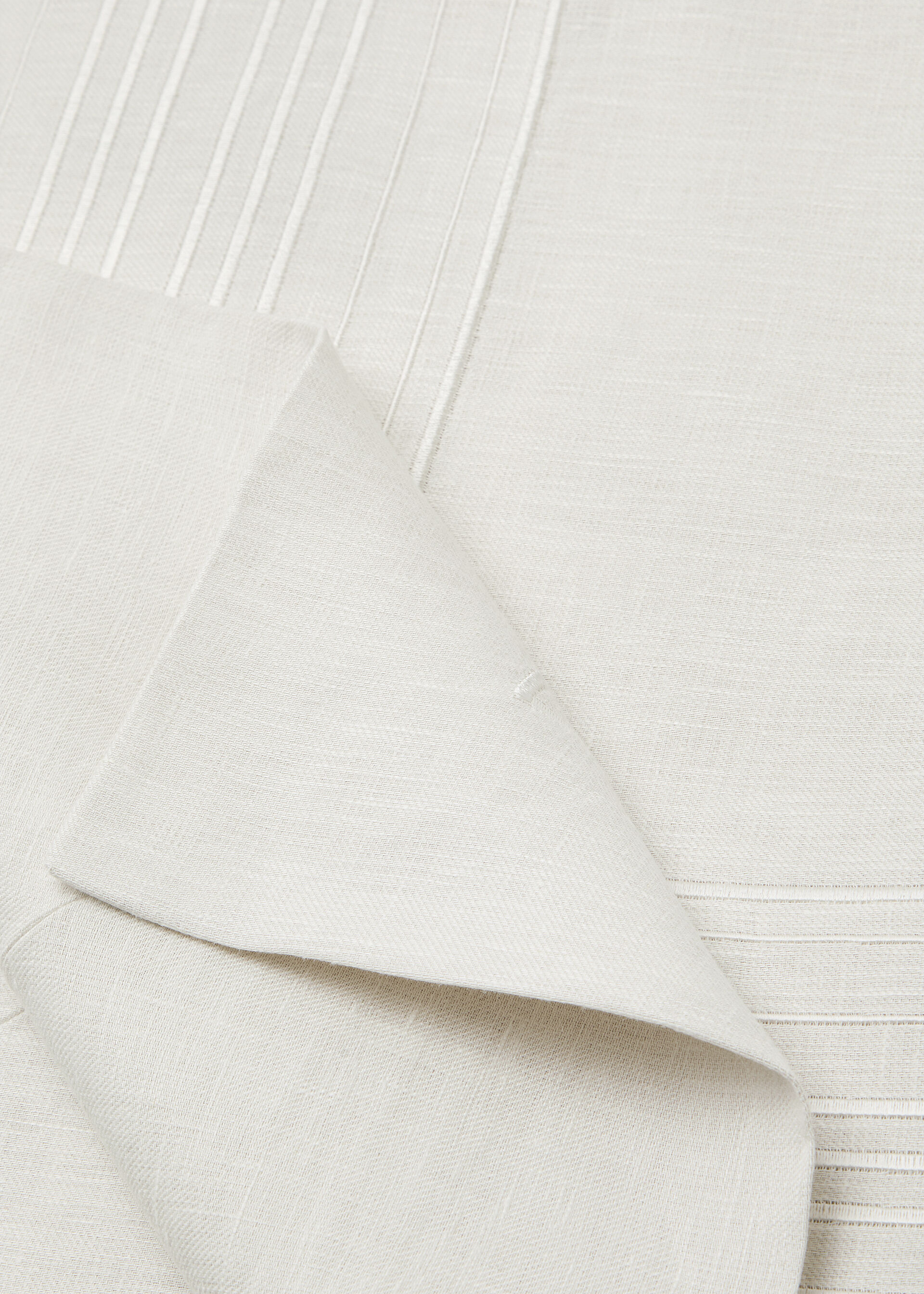 EMBROIDERED SUITCASE STRIPE TABLECLOTH 8 PAX