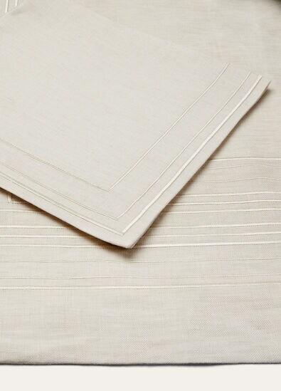 EMBROIDERED SUITCASE STRIPE TABLECLOTH 8 PAX