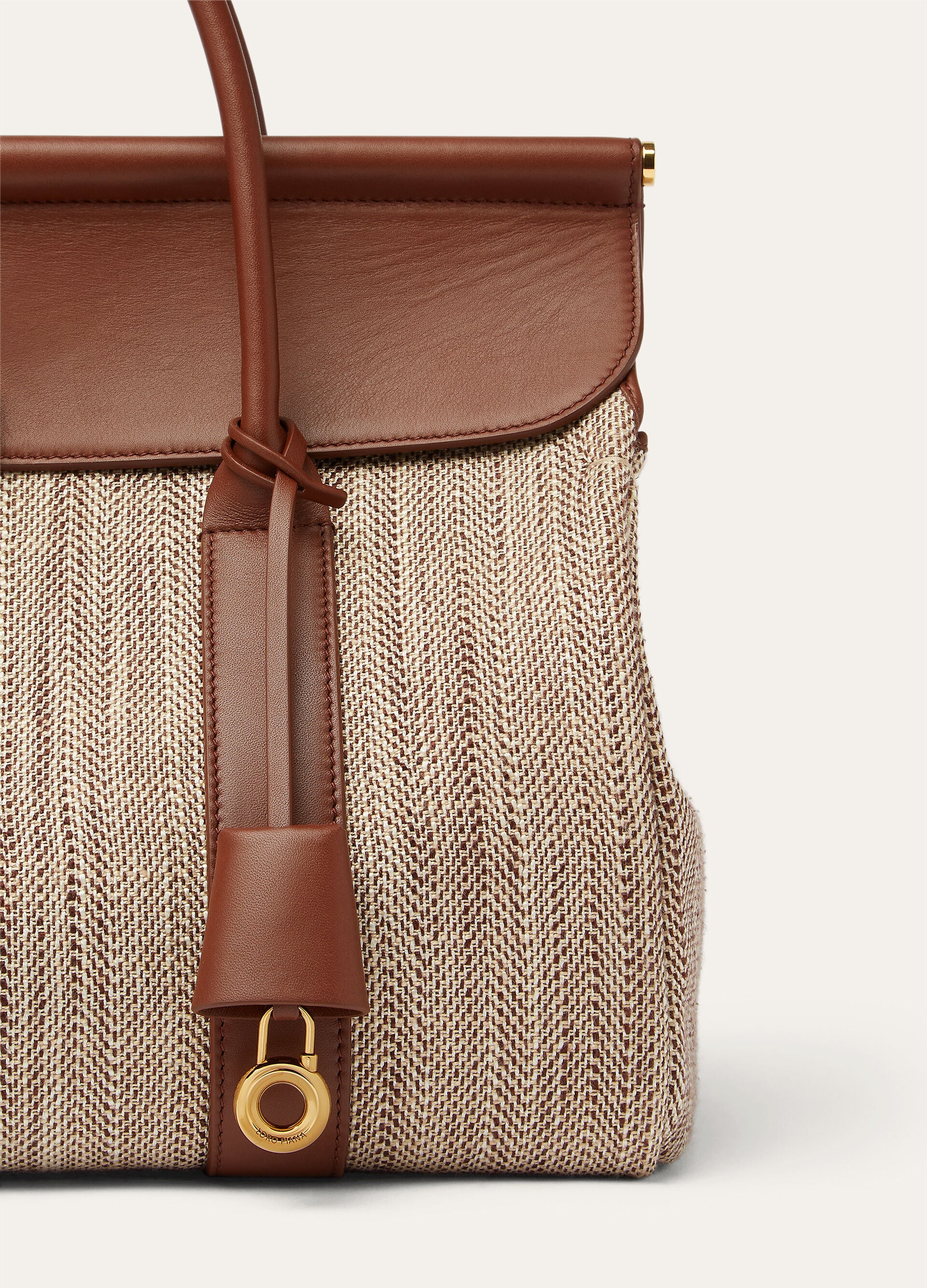 LOOM L32 SILK LINEN CHEVRON/ROUNDED LEATHER