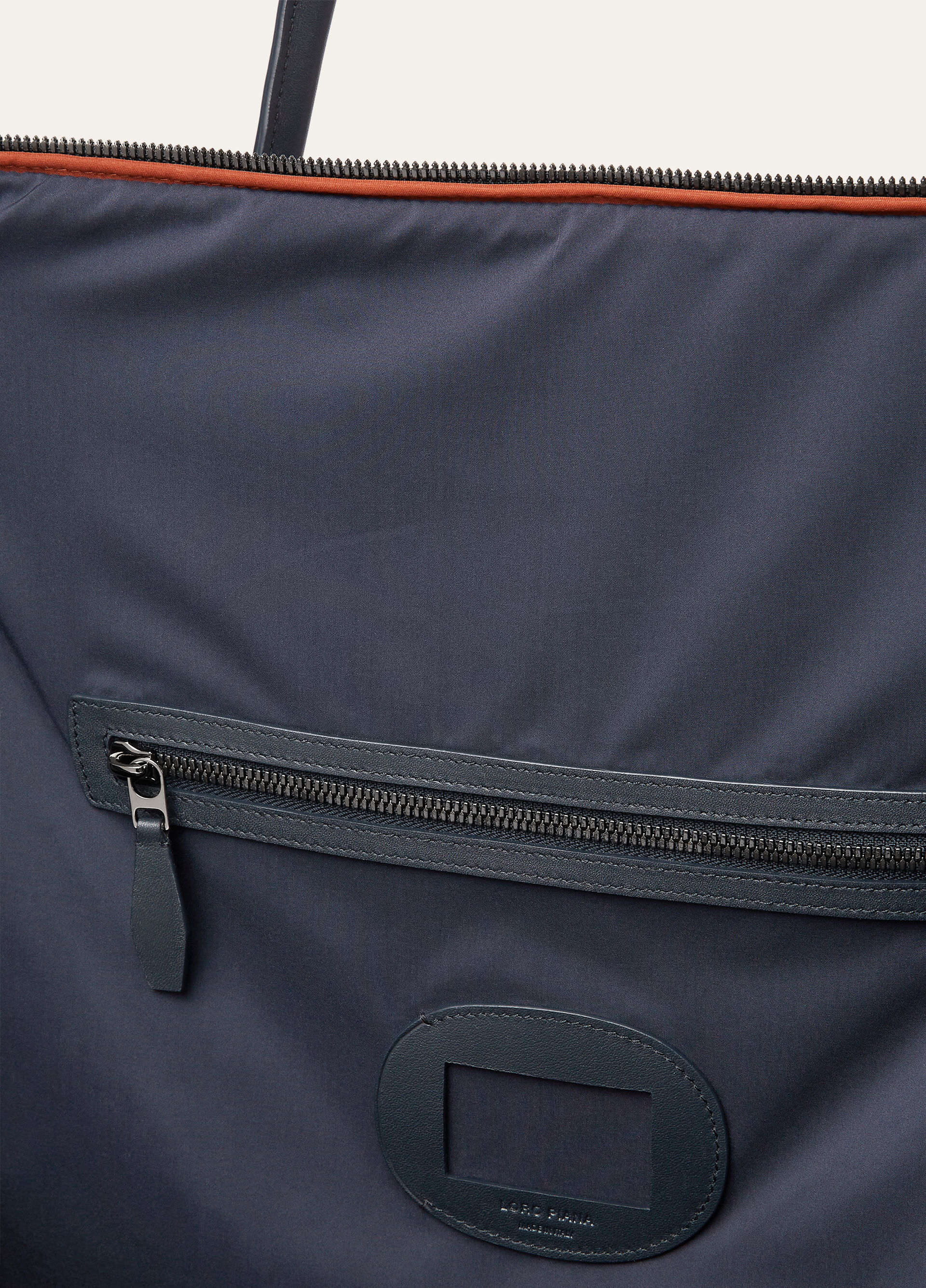 WIND DUFFLE WIND/ROUNDED LEATHER
