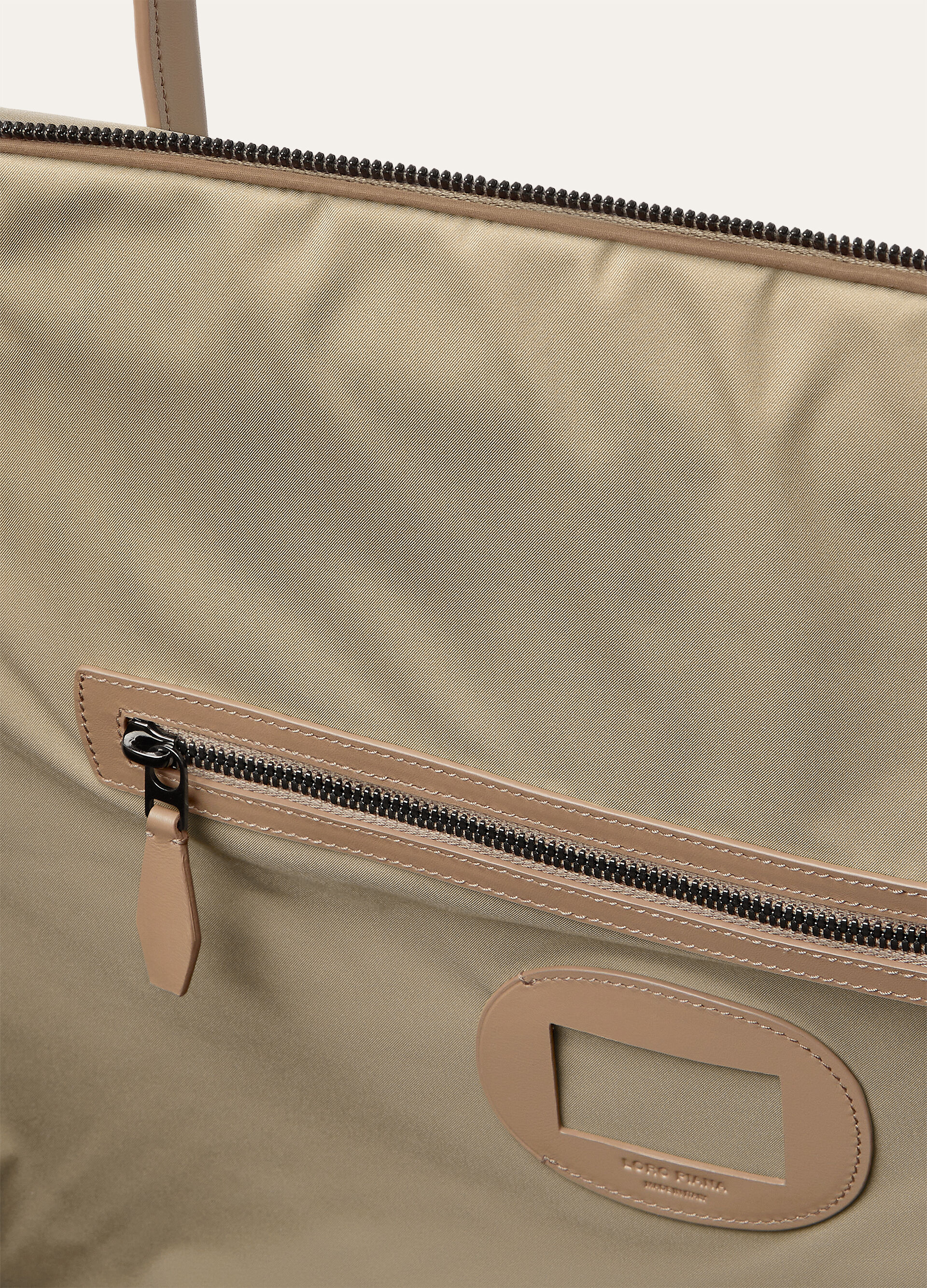 WIND DUFFLE WIND/ROUNDED LEATHER
