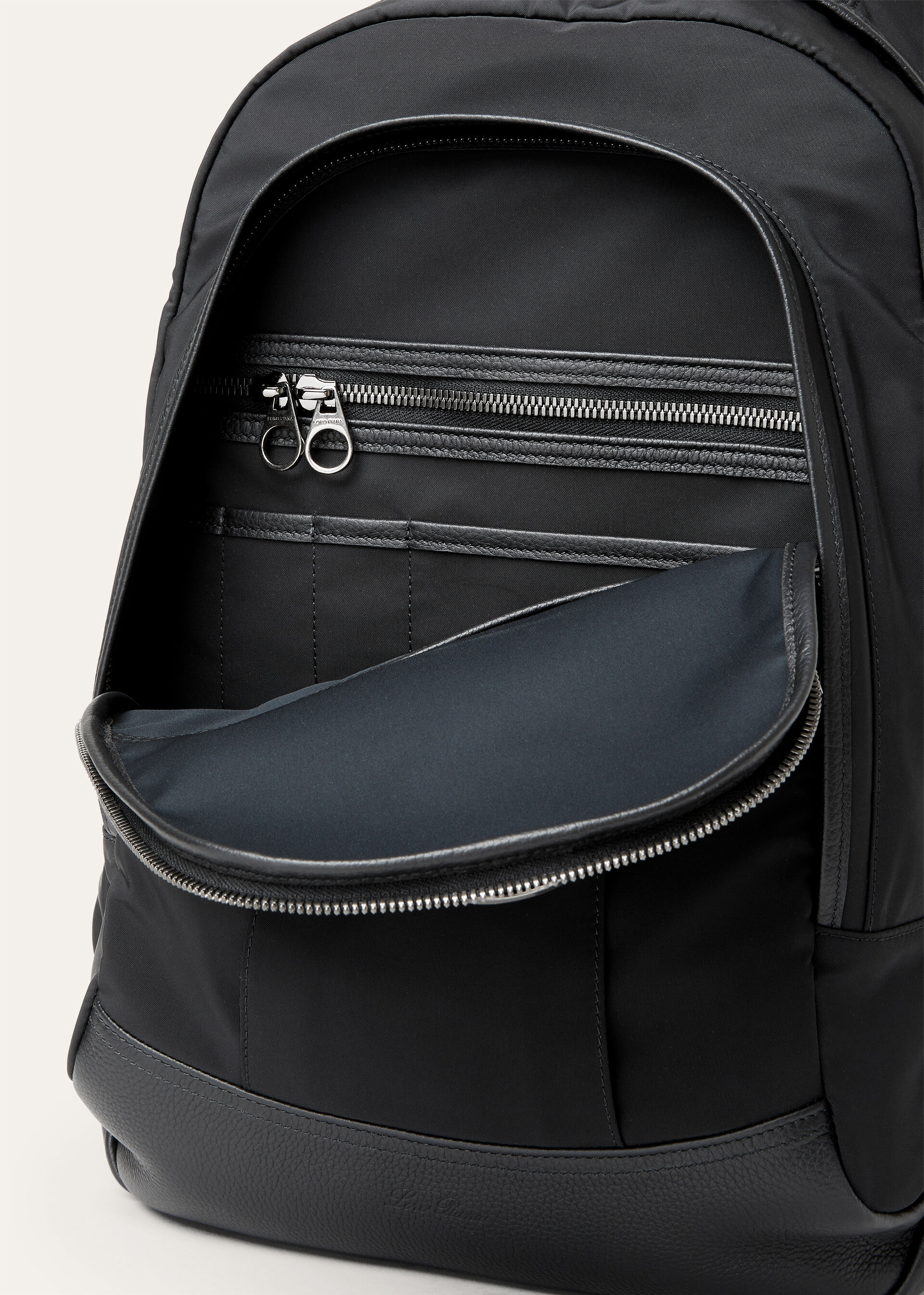 PIONEER BACKPACK MEDIUM 20K/TENDER CALF