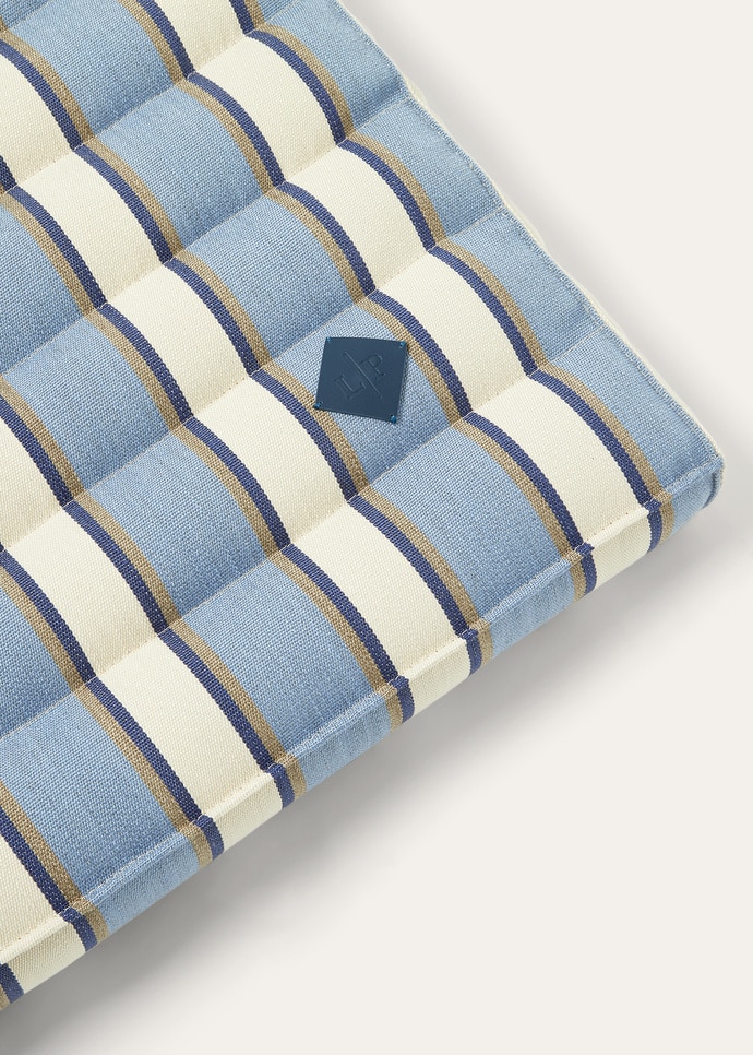 THAI CUSHION DEHORS CAP FERRAT_FAP5818_F6ZC_NR_3