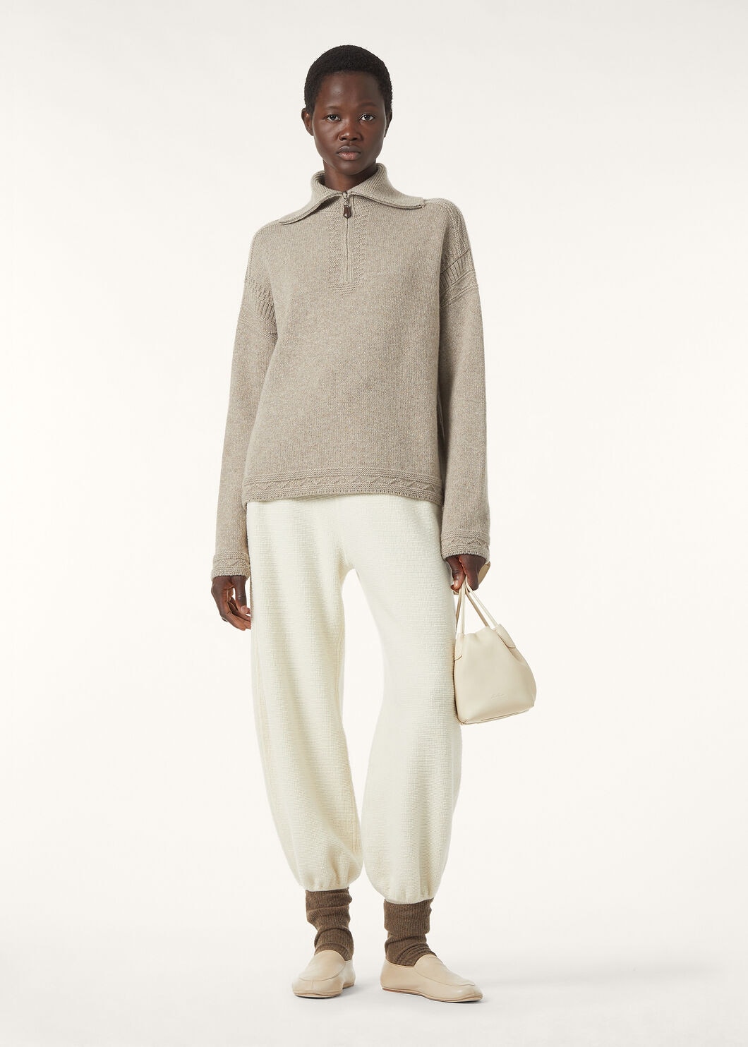 CAREZZA HALF NECK SWEATER CASH GG 5