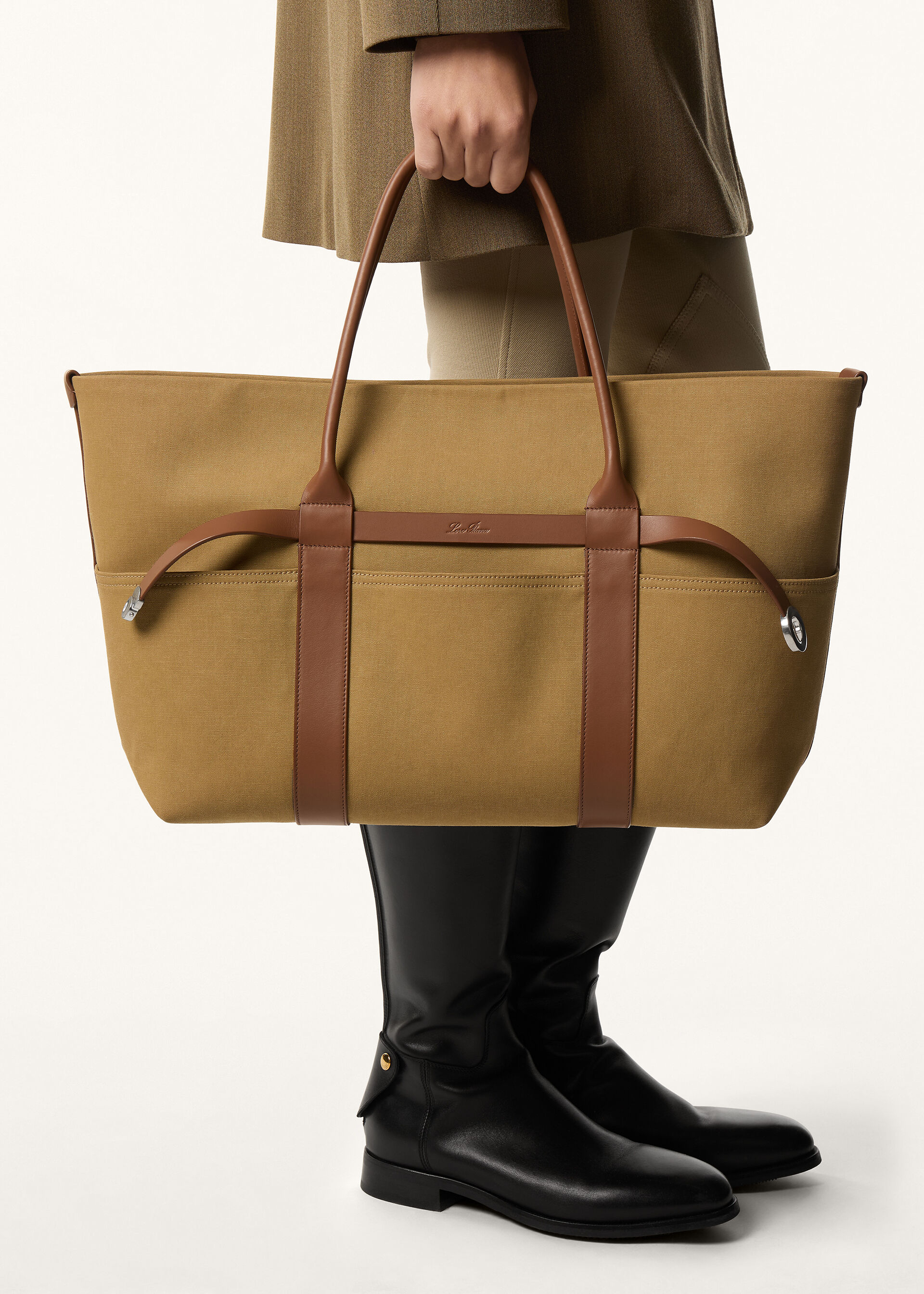 GHIERA SHOPPER LG EQUESTRIAN PCKTS CANVAS/RND LTHR