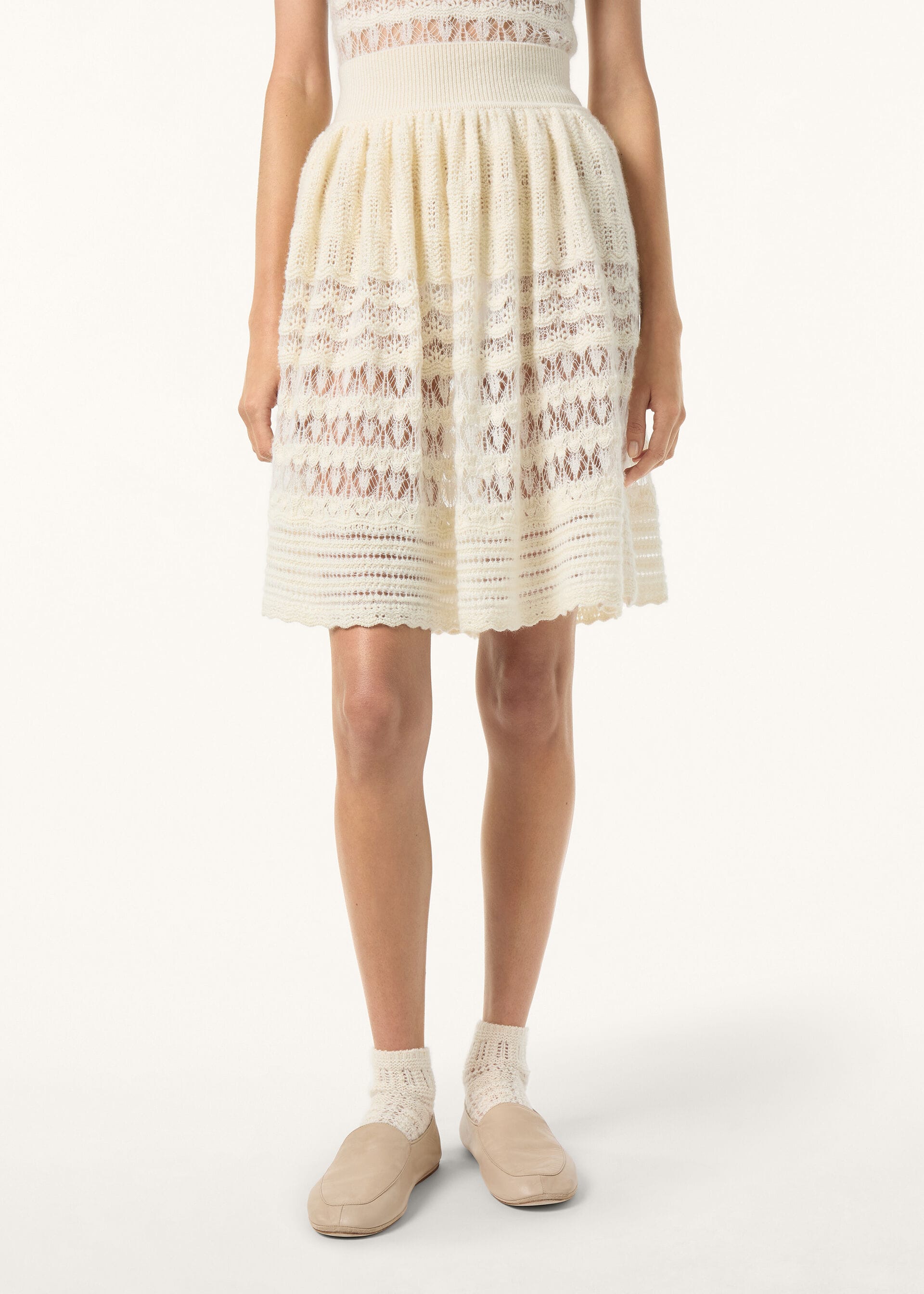 COCOONING LACEY FANTASY SKIRT CASH SIK GG 7
