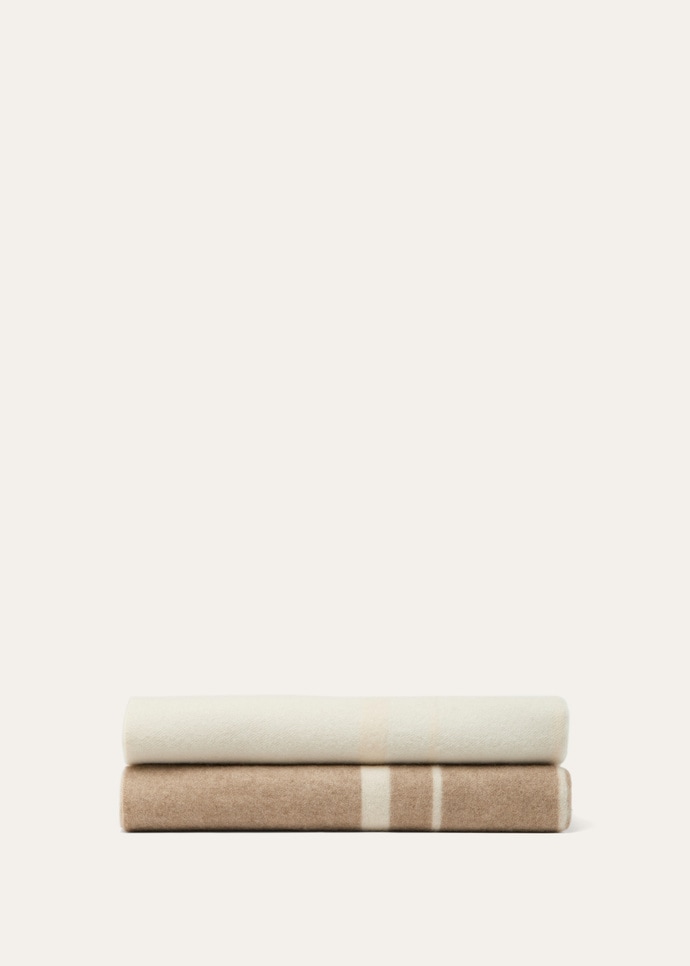 PLAID SUITCASE STRIPE DEGRADE CASH_FAP9270_F7ED_NR_2
