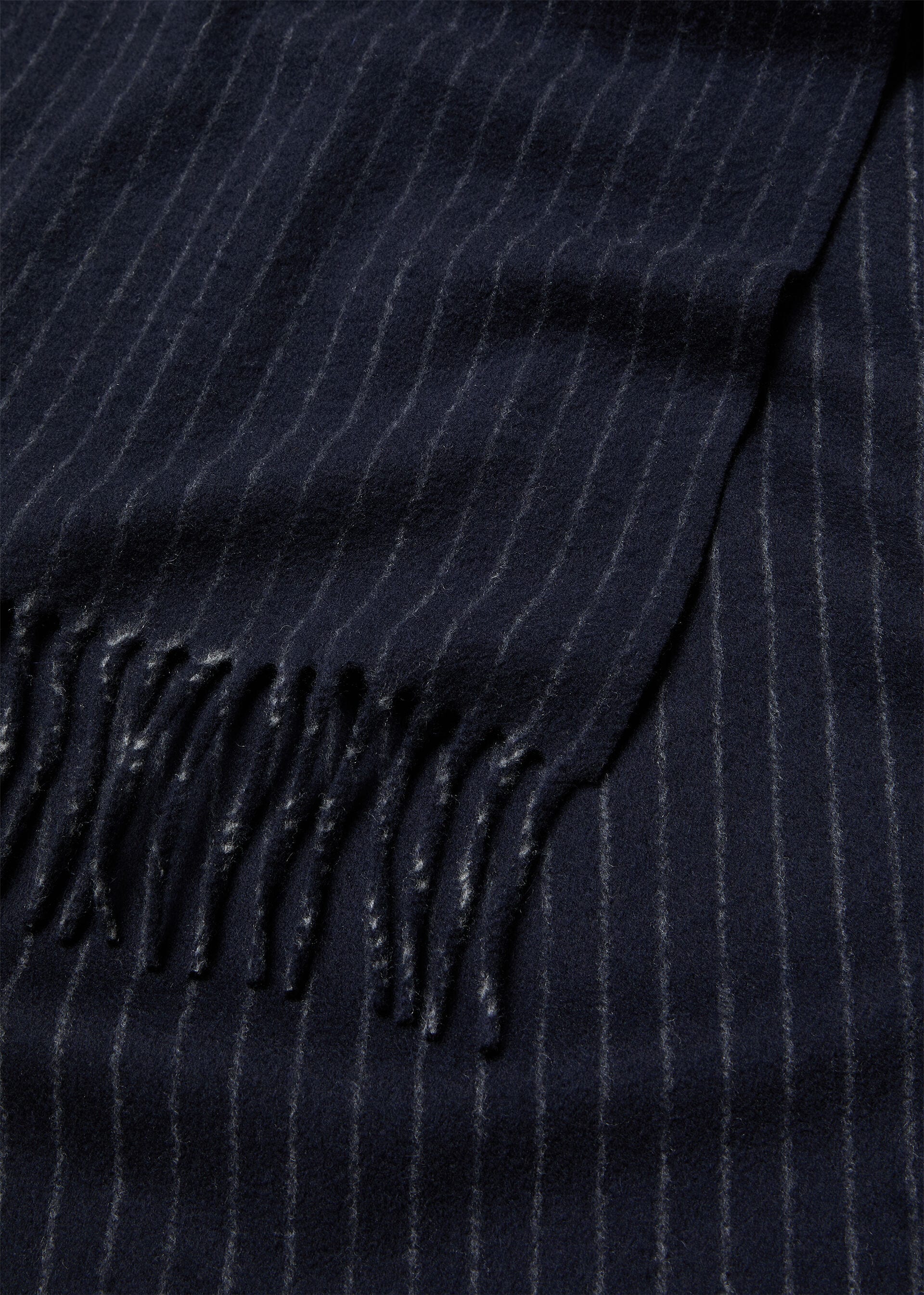 PINSTRIPE SCARF WISH CASH