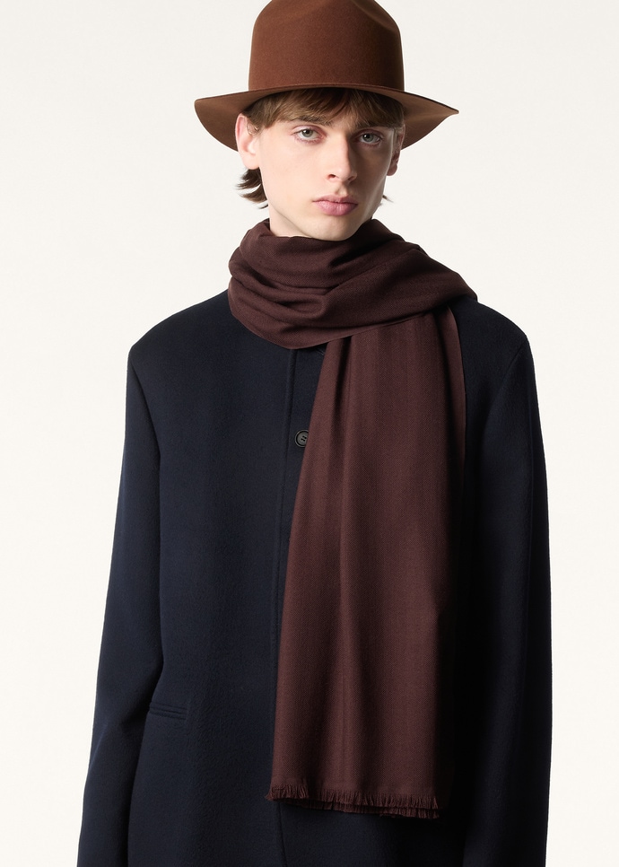 HALLET SCARF WISH_FAP9867_Q143_NR_2