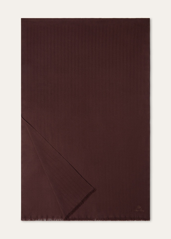 HALLET SCARF WISH_FAP9867_Q143_NR_3