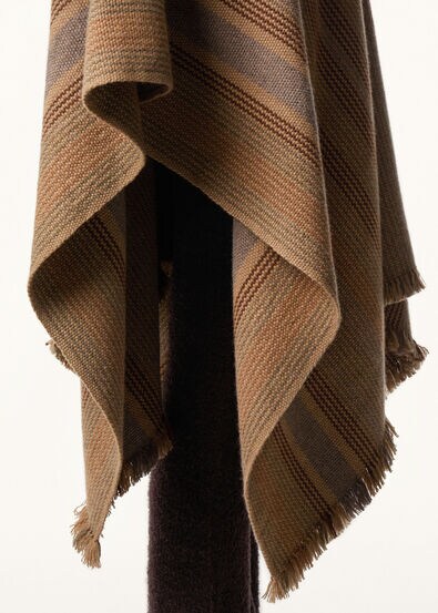 LINA PONCHO SKYE TRACE CASH