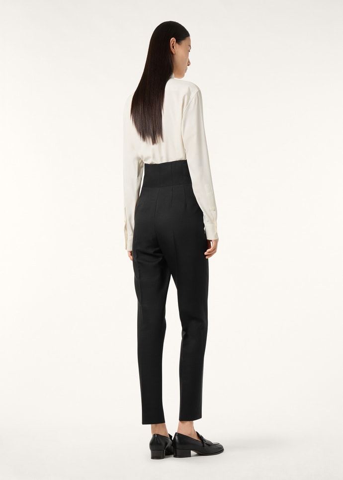 THEA DYLAN COLLAR SHIRT PORCELAIN SILK_FAQ0675_1230_4