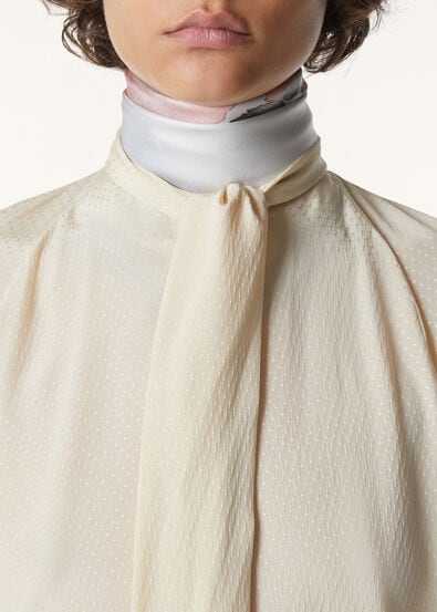 LORO PIANA NATURA ARGENTINA FOULARD 90 SILK TW