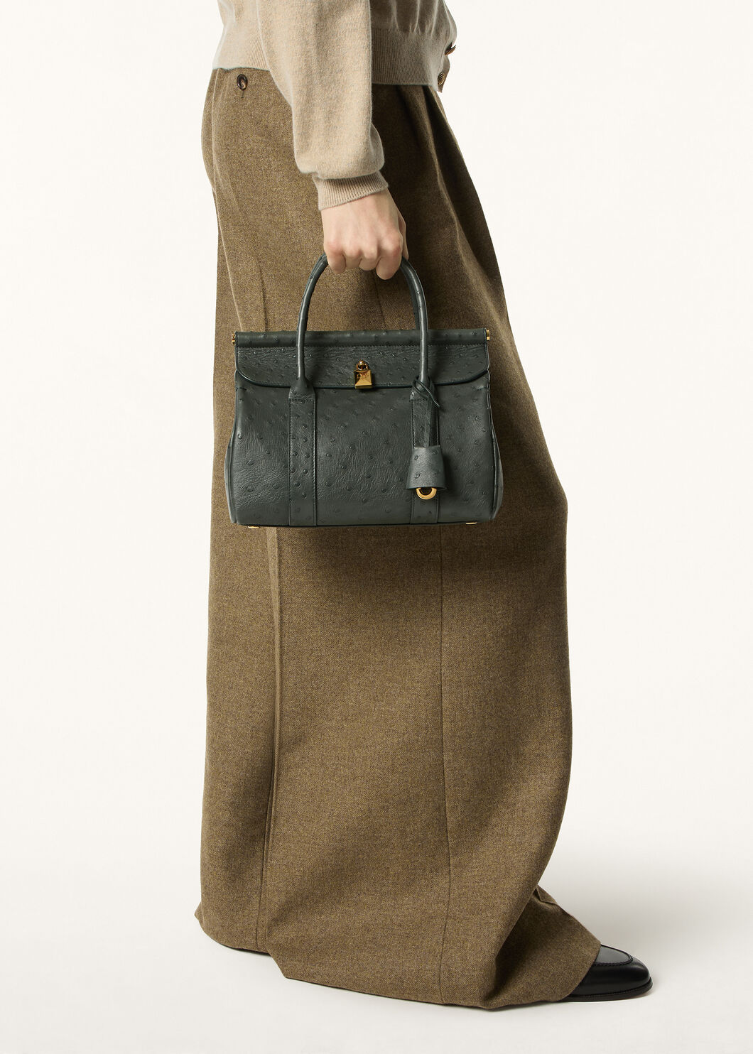 LOOM L25 OSTRICH SADDLE FINISH