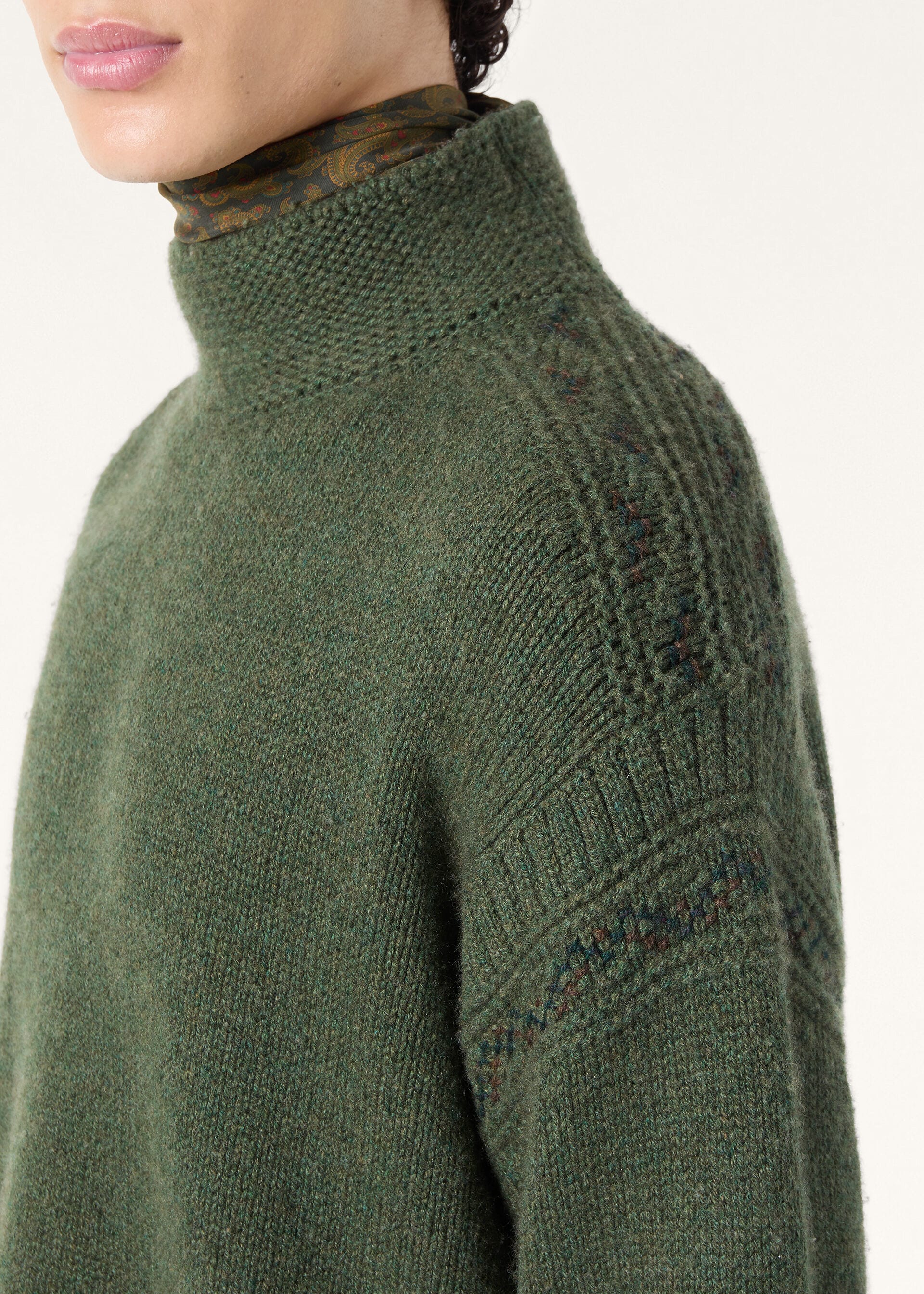 CAREZZA EMBROIDRED TURTLENECK SWEATER CASH GG 3