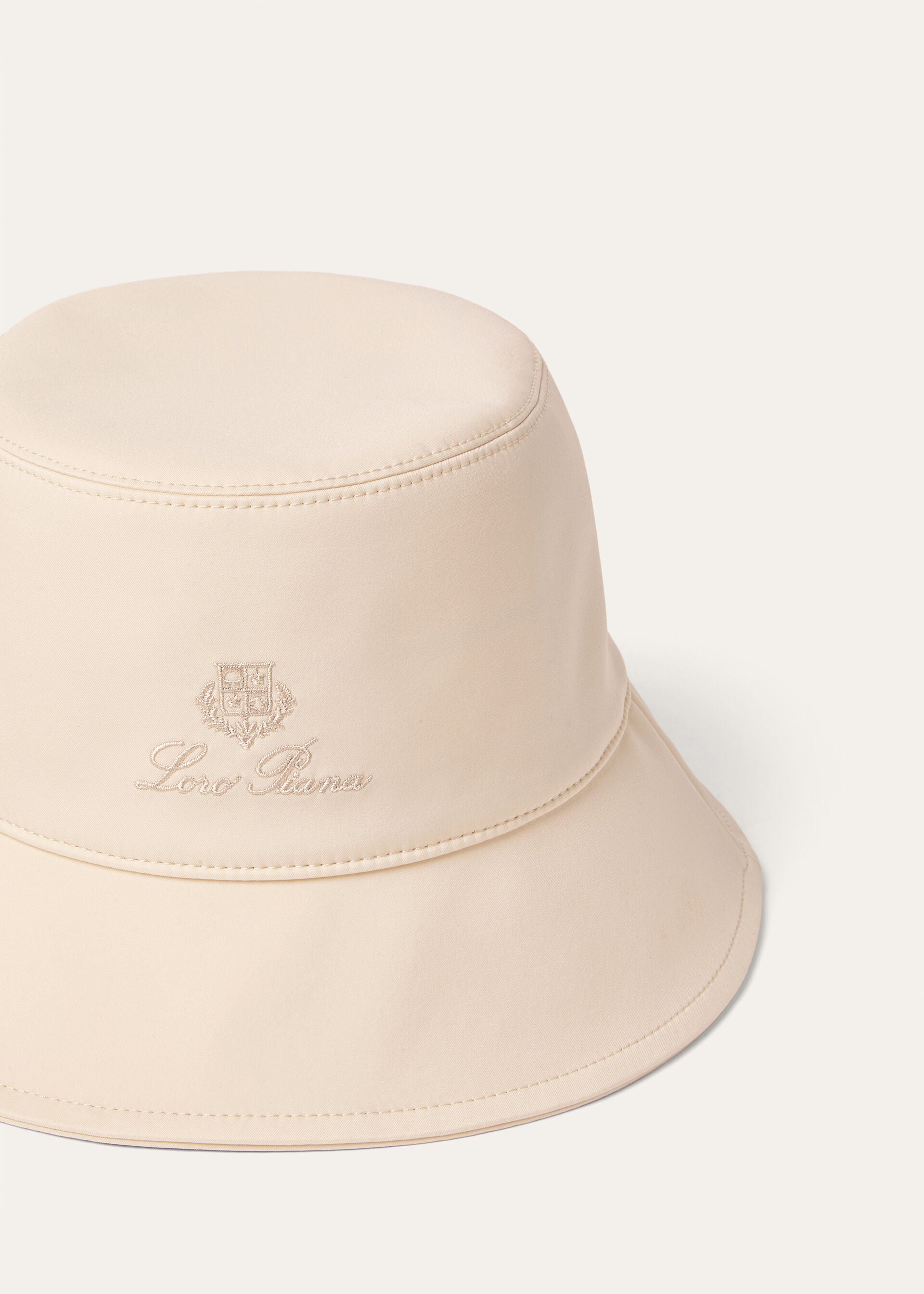 AGATA BUCKET WIND STRETCH STORM