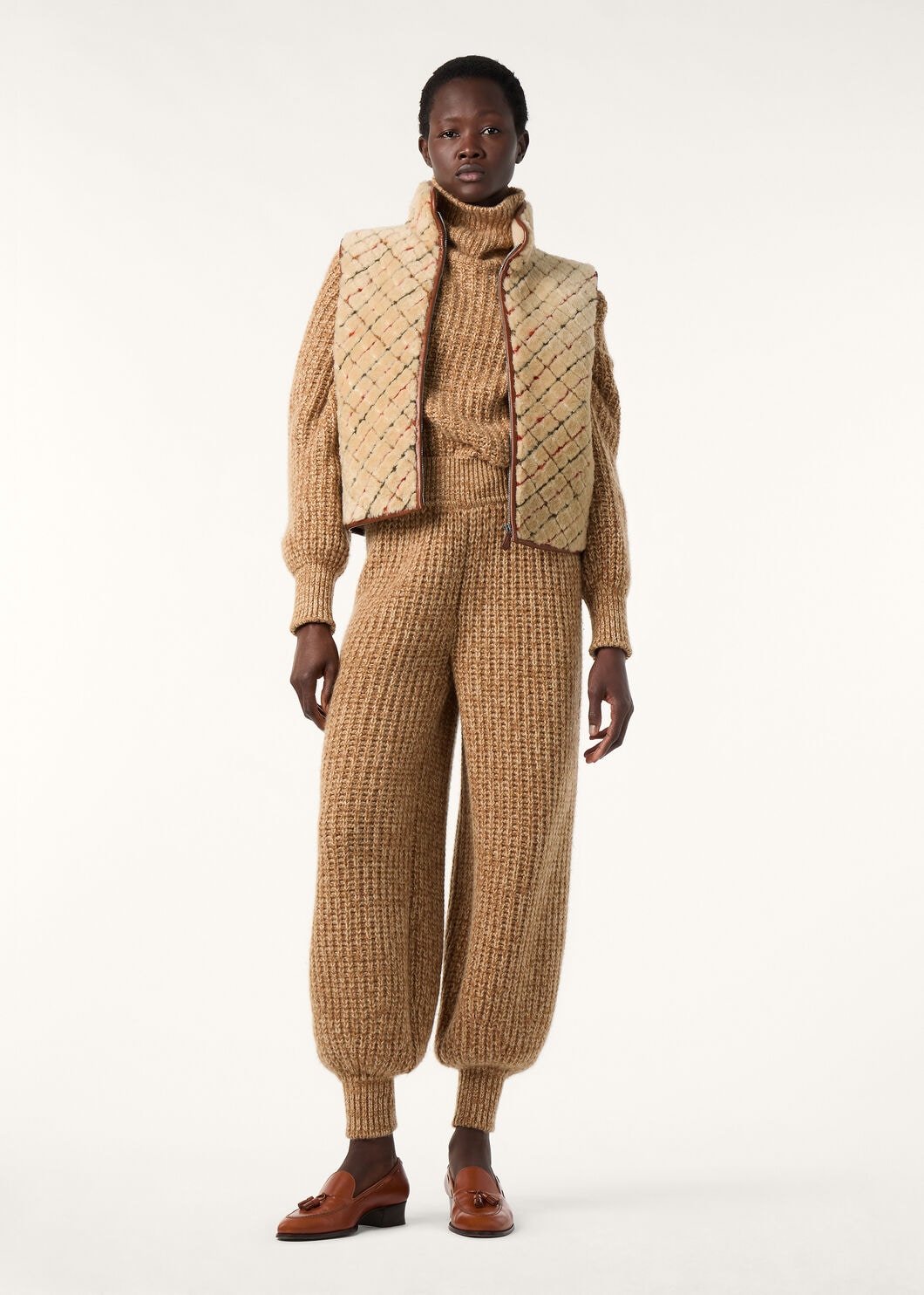 LYN EMBR. VEST LORO PIANA BELT EMBROIDERY