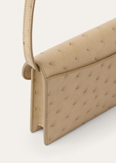 EXTRA POCHETTE OSTRICH SADDLE FINISH