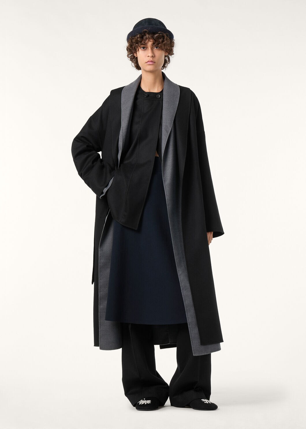 EARL CABAN ROYAL LIGHTNESS