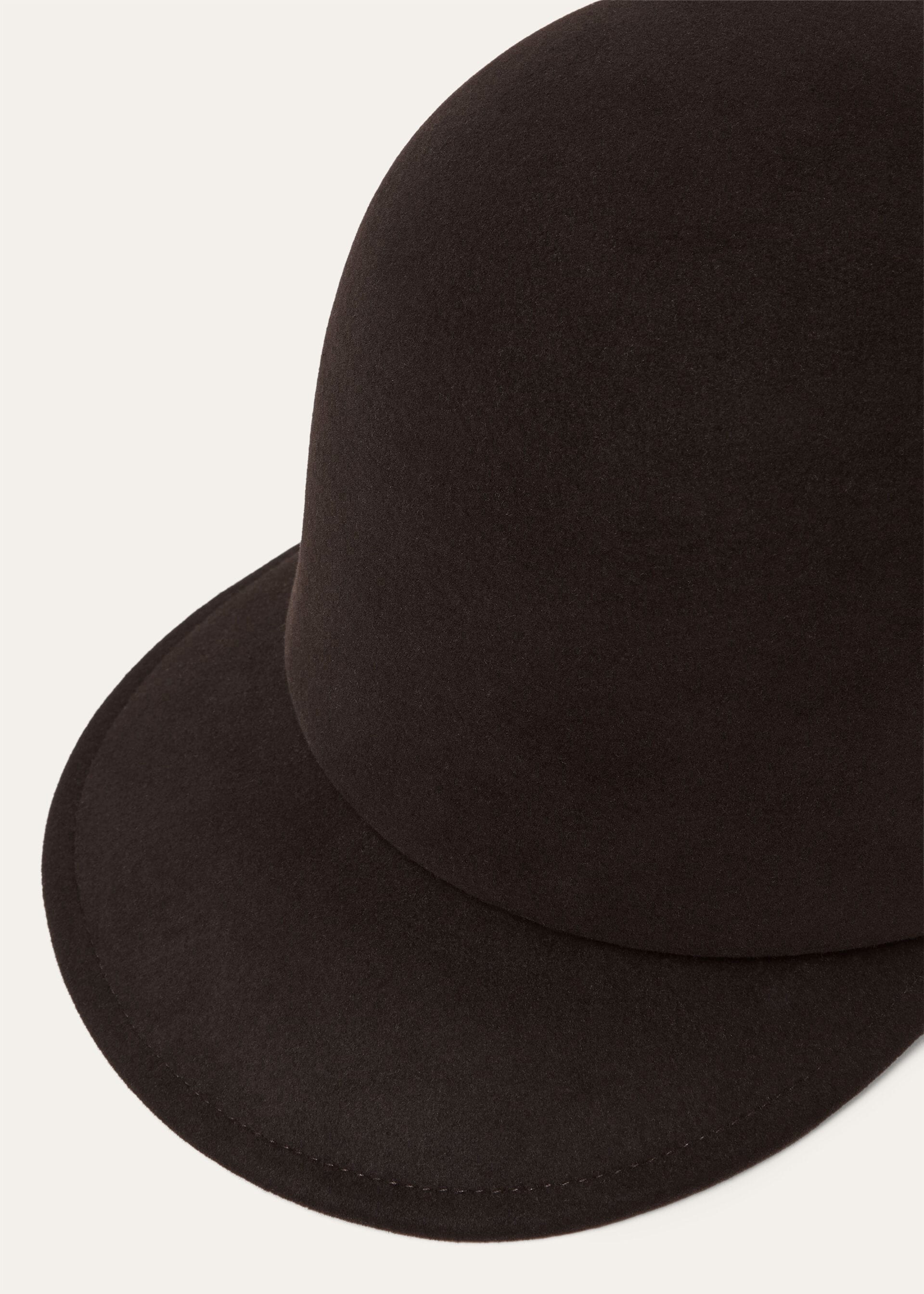 ALMA HAT MY FELT