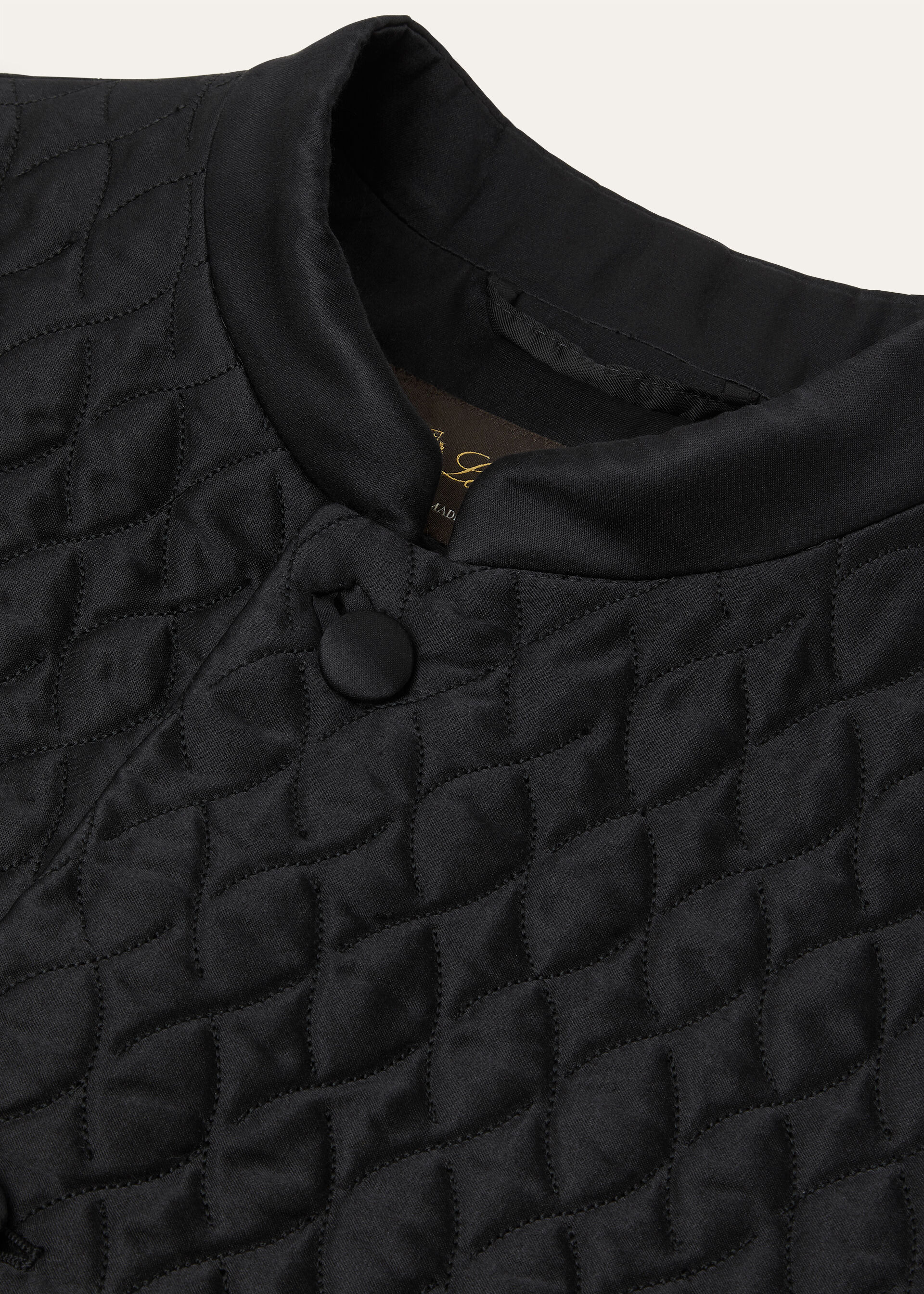 WINDSOR VEST QUILTED SILK CASH SATIN