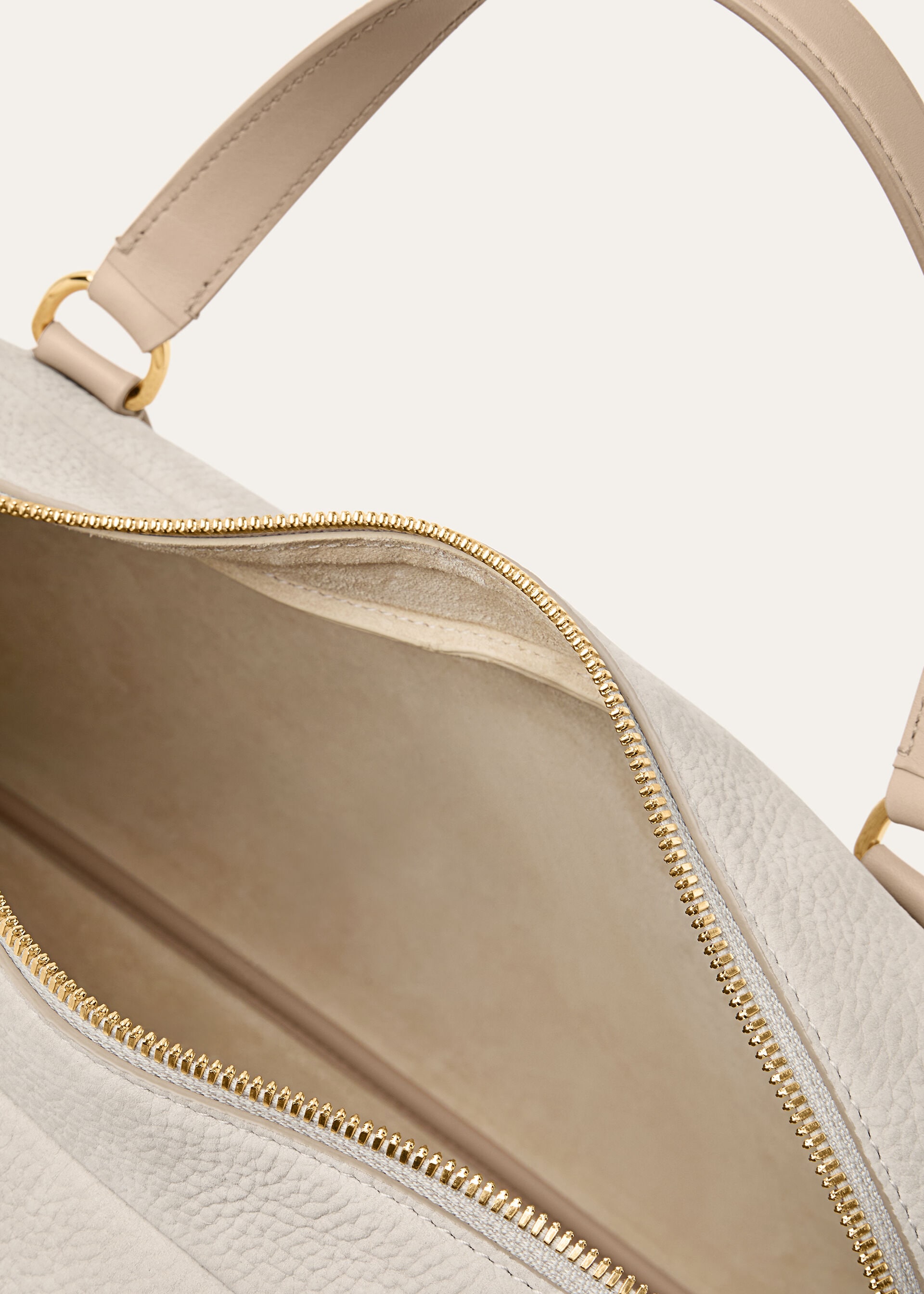 NEEDLE MEDIUM GRAINED NUBUCK/ROUNDED LTH