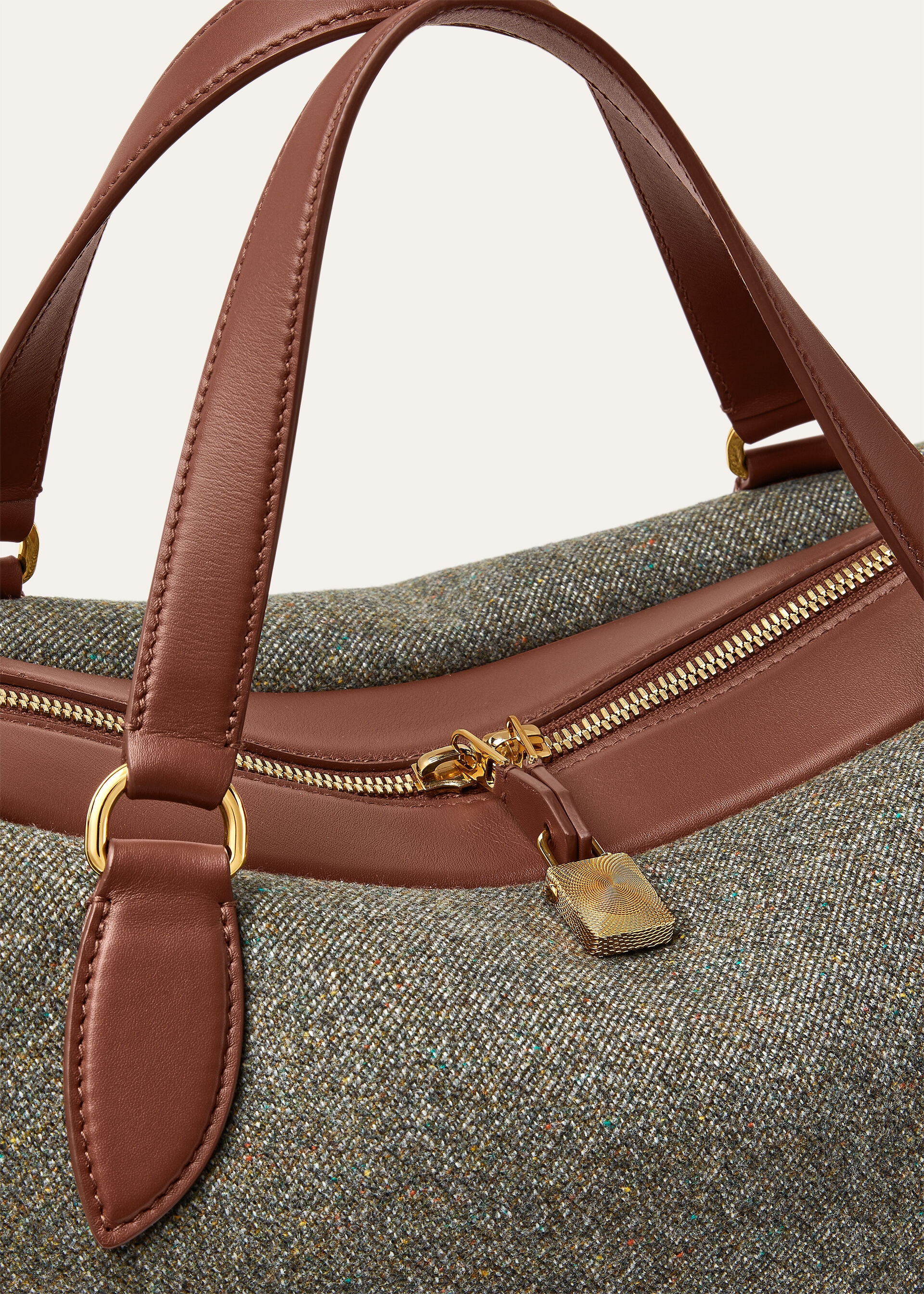 NEEDLE MEDIUM WISH CASH TWD GLLCH CHARM/RNDD LTHR