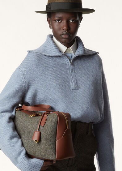 NEEDLE MEDIUM WISH CASH TWD GLLCH CHARM/RNDD LTHR