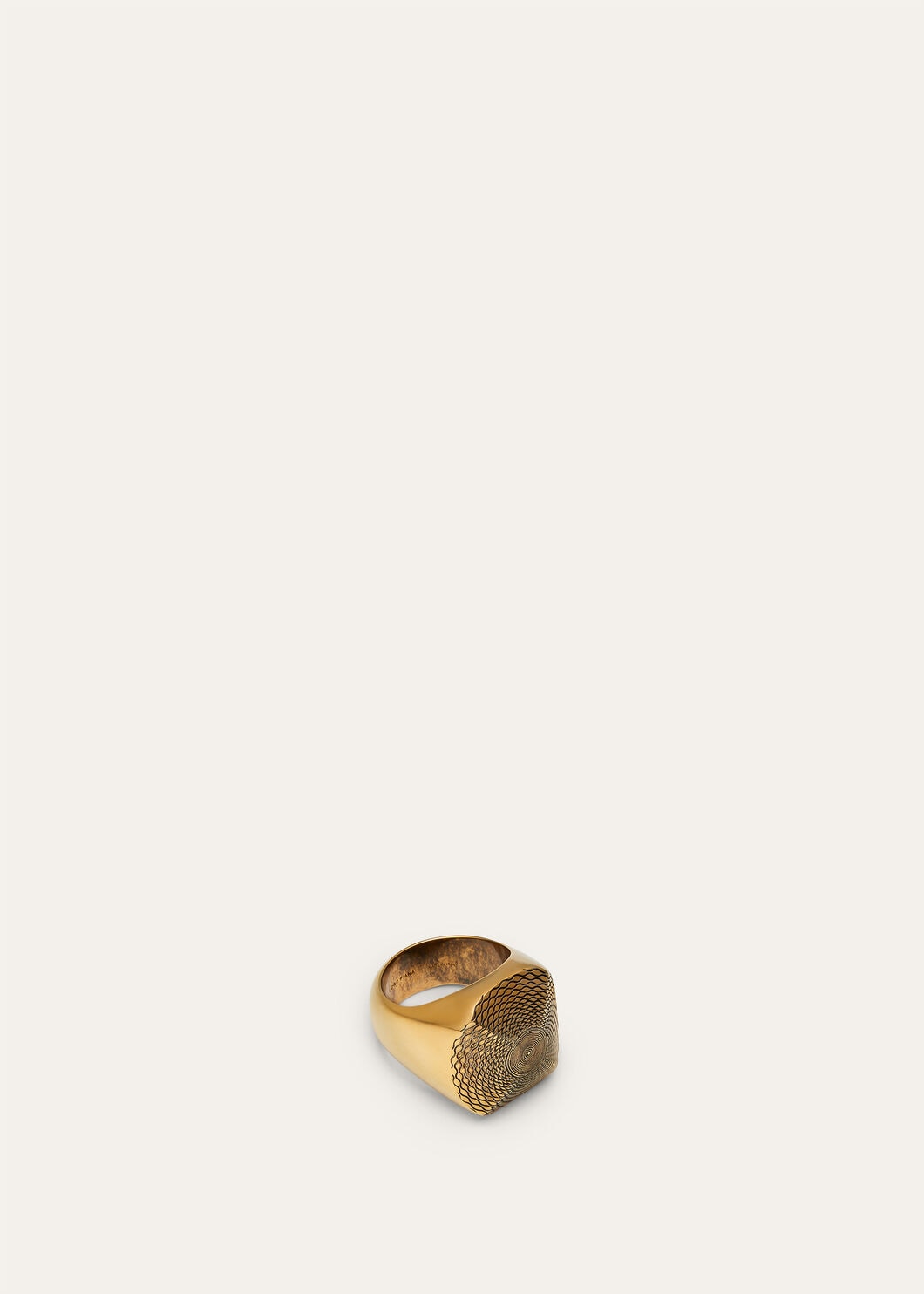 GUILLOCHE RING