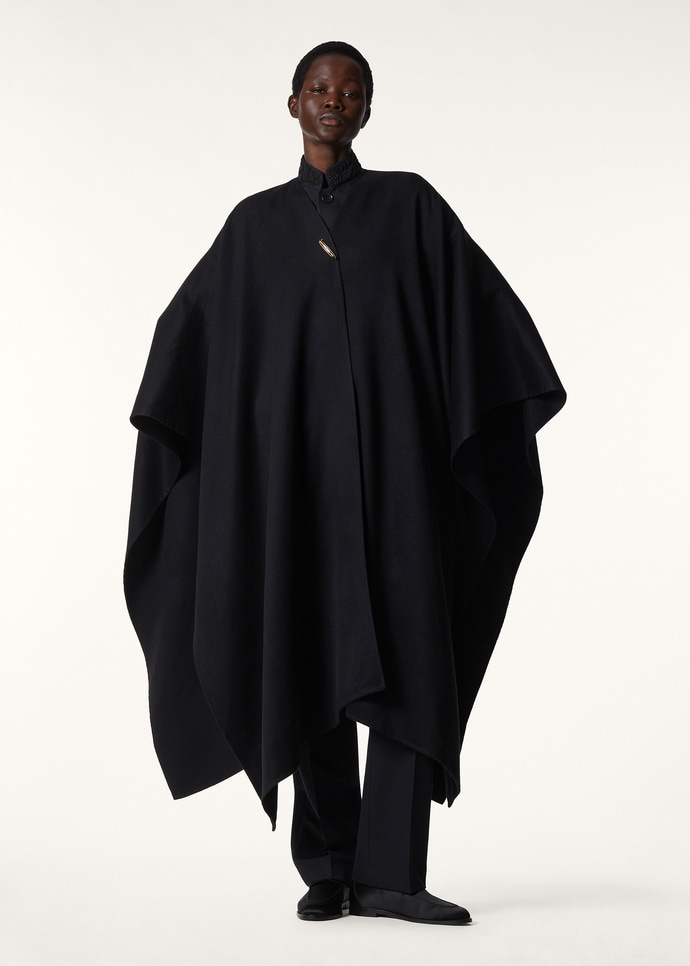 MARIA CAPE CASH DOUBLE_FAQ4064_8000_NR_1