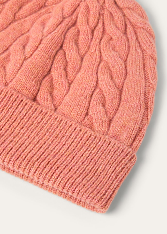 CEDAR BEANIE CASH GG 8_FAQ6425_L0EN_4