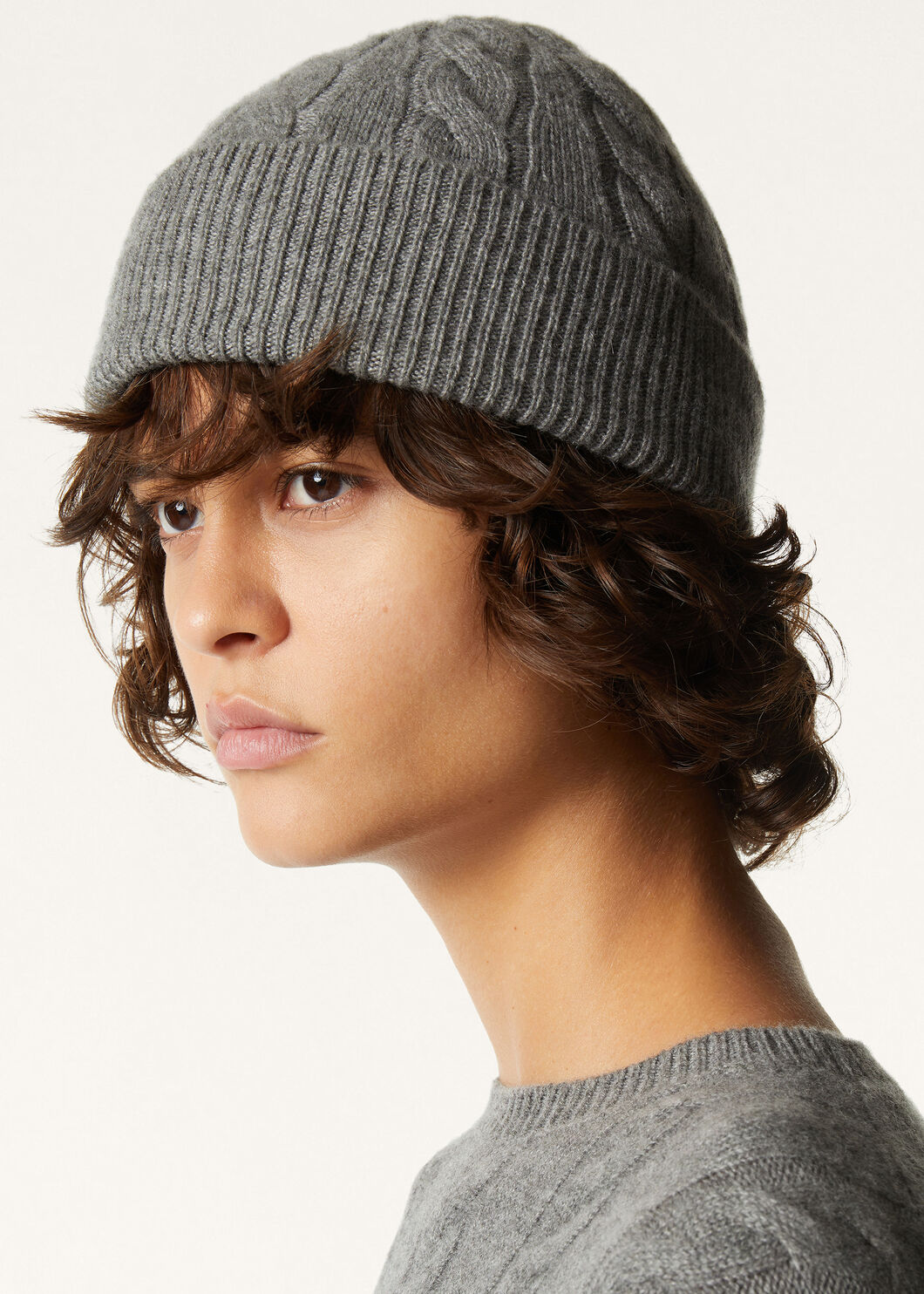 CEDAR BEANIE CASH GG 8