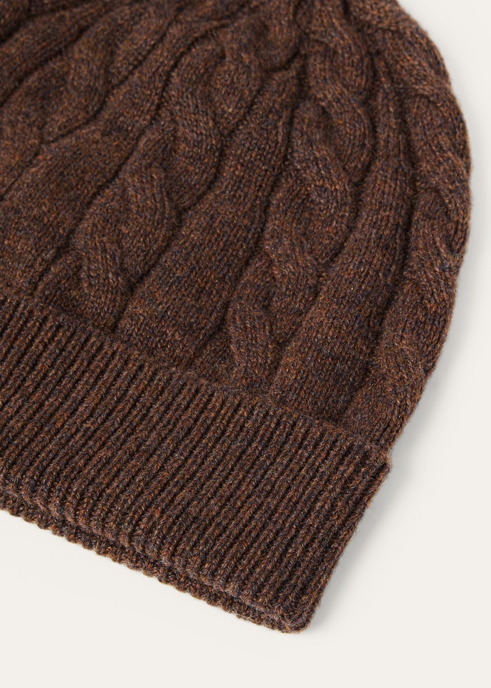 CEDAR BEANIE CASH GG 8_FAQ6425_H19K_4