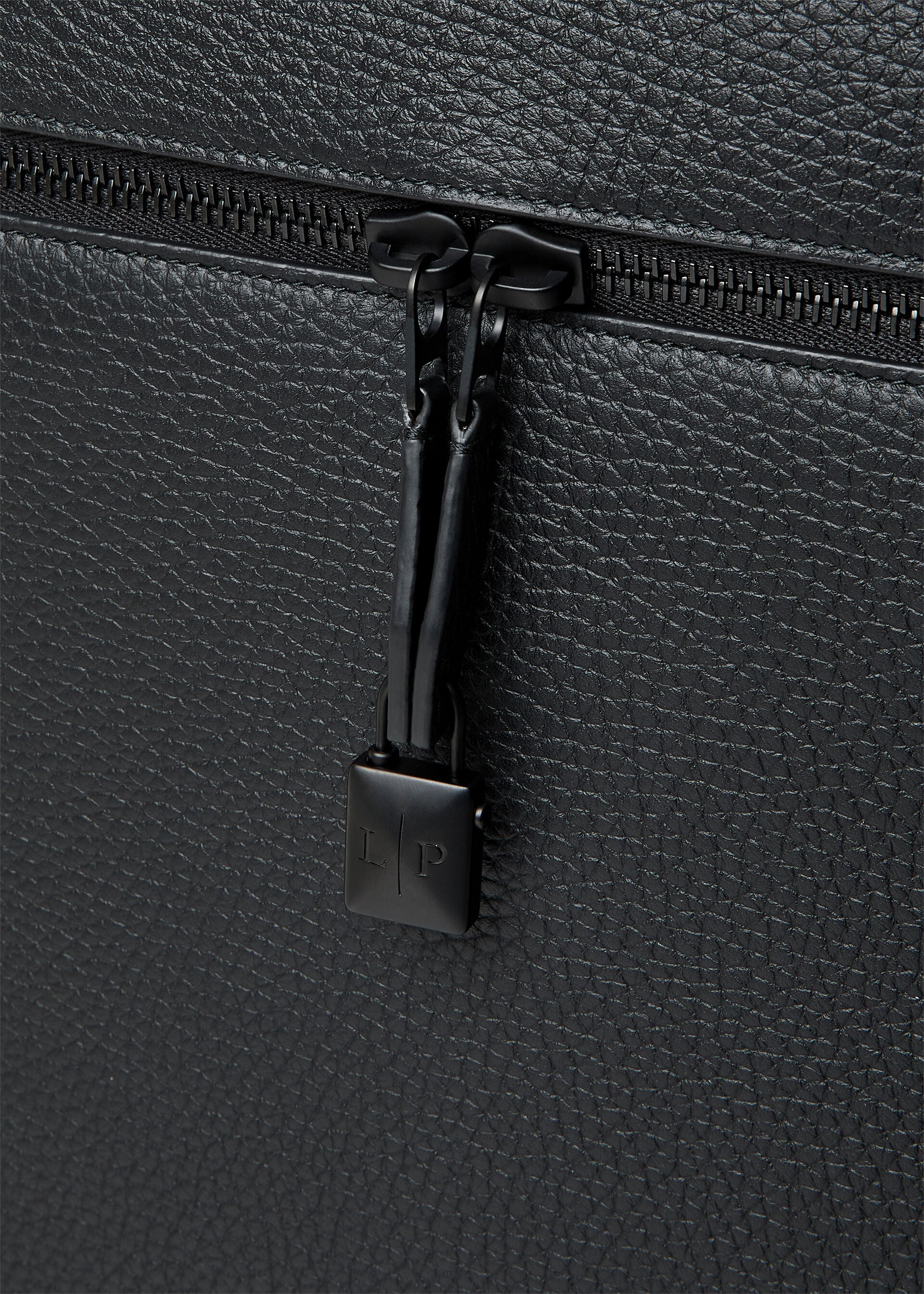 EXTRA BACKPACK L30 SOFT GRAIN LEATHER