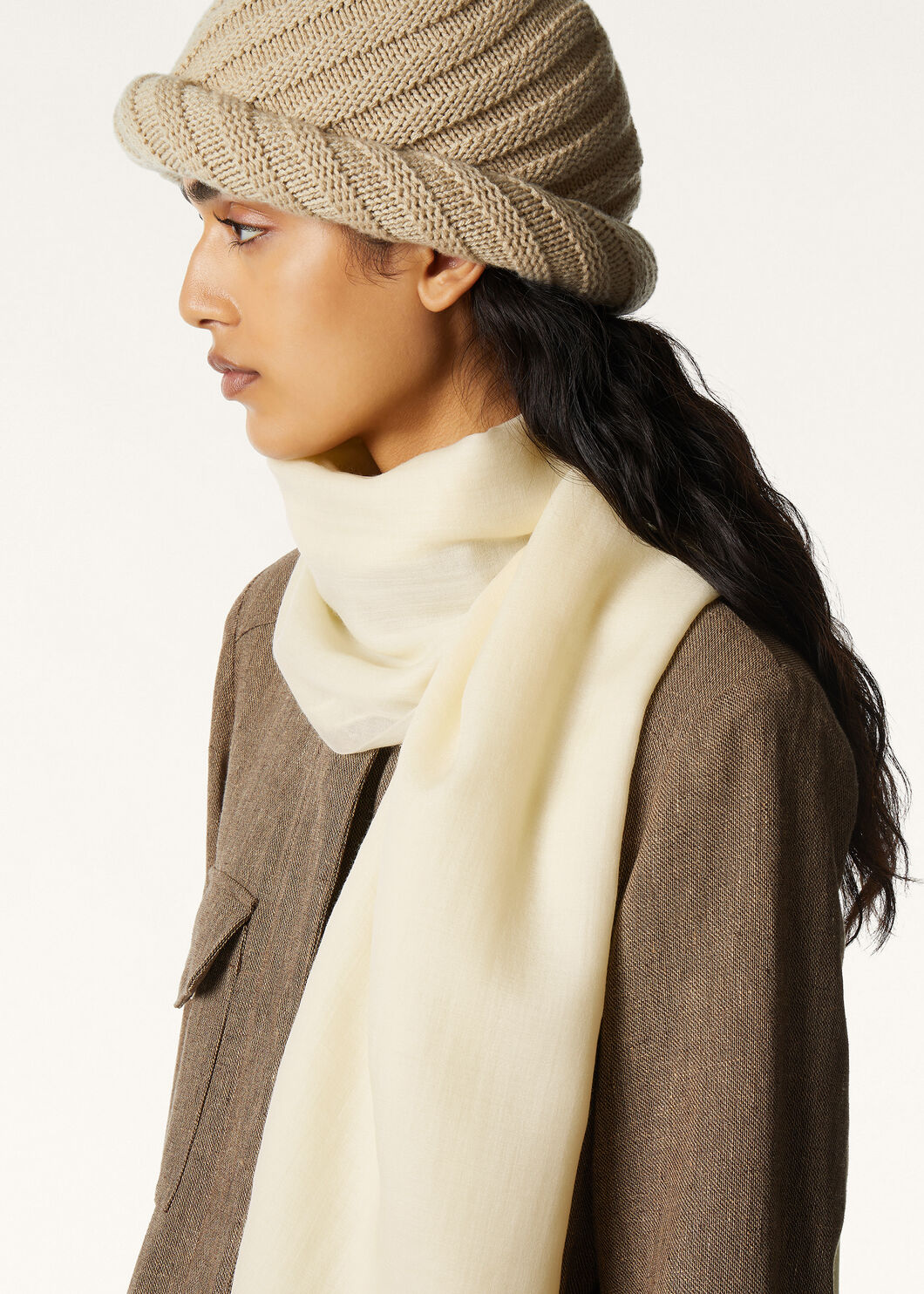 UNIQUE MAXI STOLE CASH