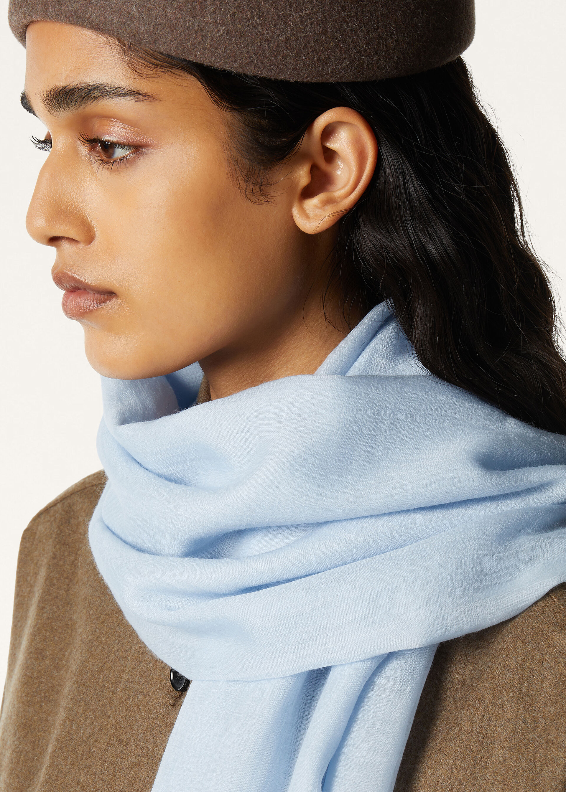 UNIQUE MAXI STOLE CASH