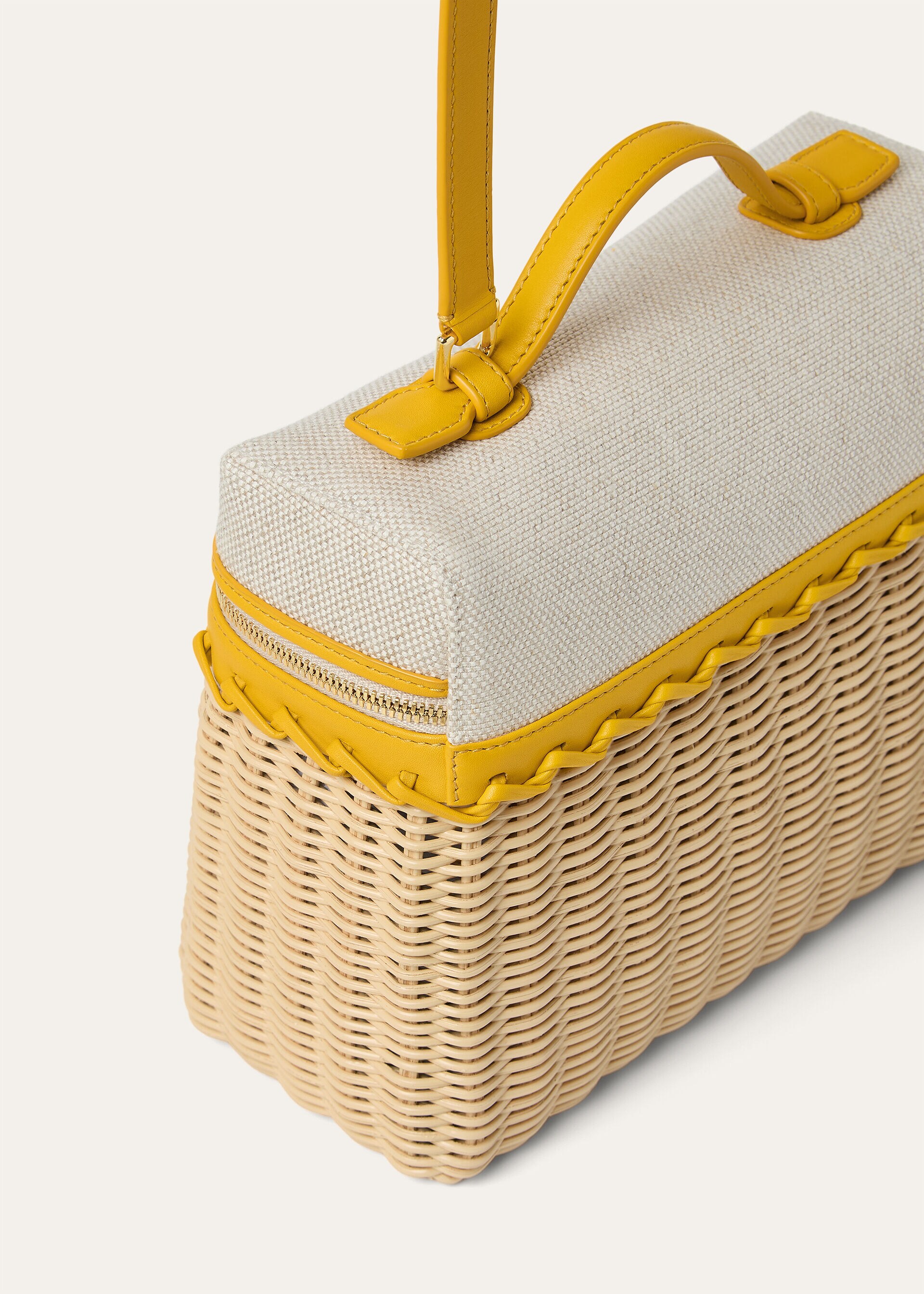 EXTRA POCKET L19 EW WICKER/NATURAL CNVS /RNDED LTH