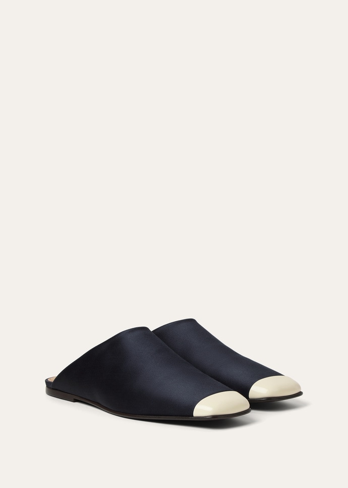 ALBA CAP TOE FLAT MULE SATIN_FAQ9676_W1CS_3