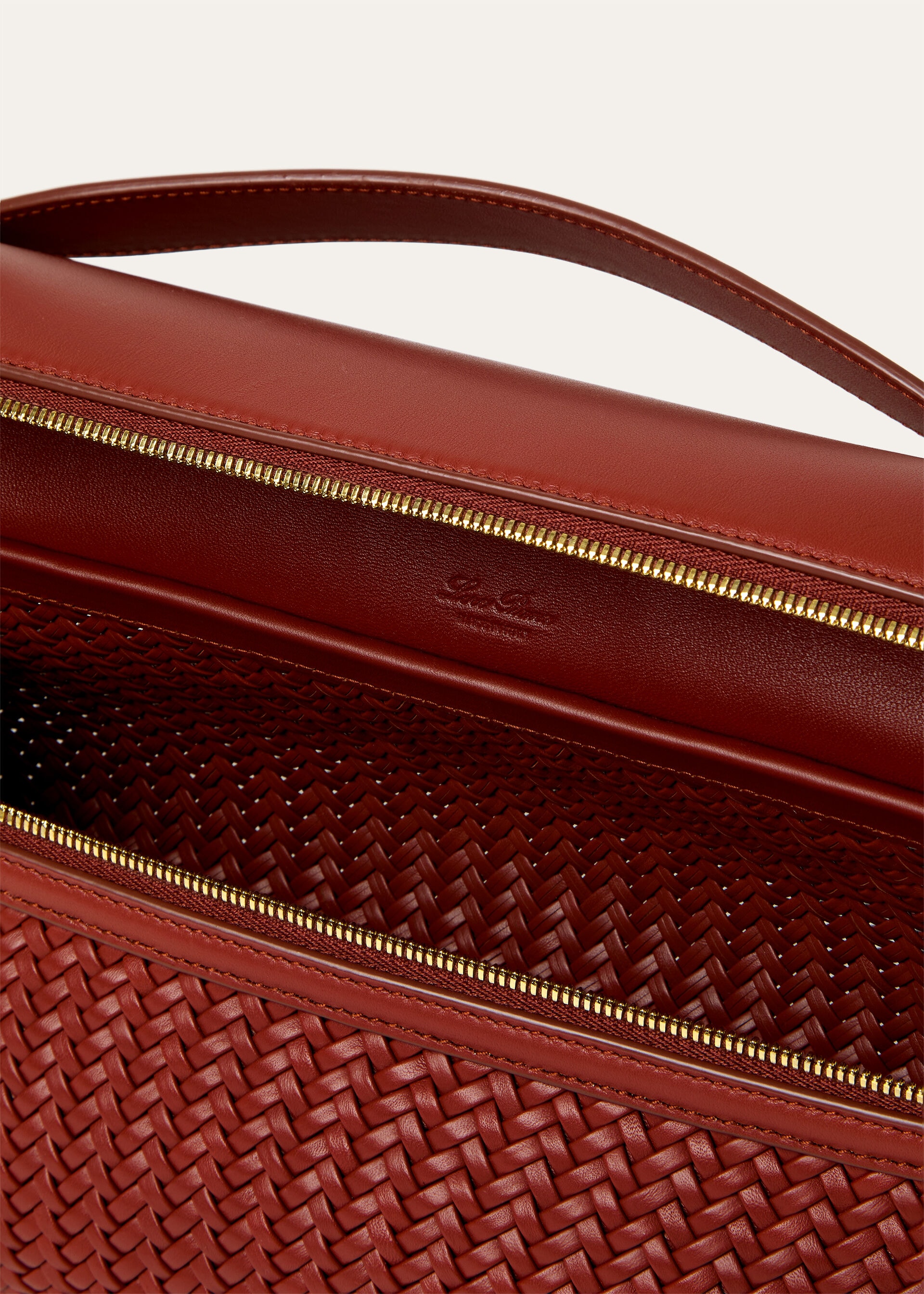 EXTRA SOFTY BAG L33 BRAIDED ROUNDED LEATHER